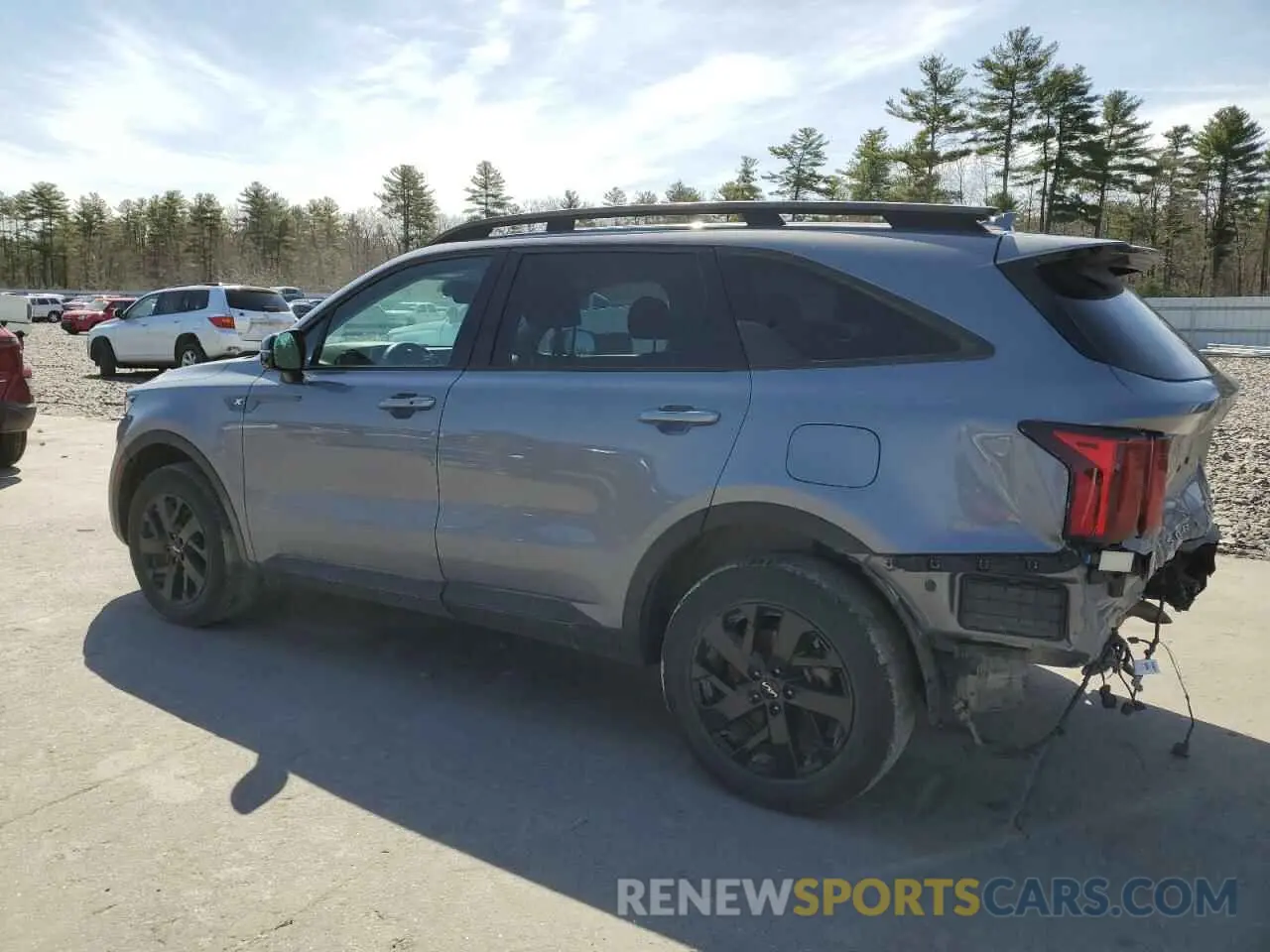 2 Photograph of a damaged car 5XYRLDLC5NG085365 KIA SORENTO 2022