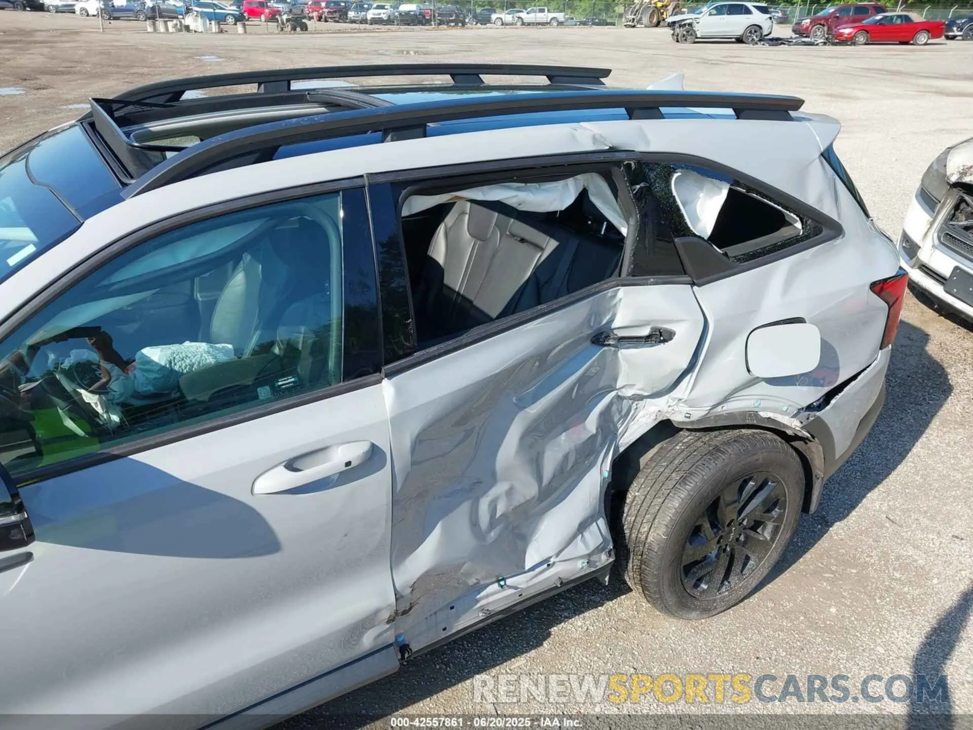 20 Photograph of a damaged car 5XYRLDLC7NG144870 KIA SORENTO 2022