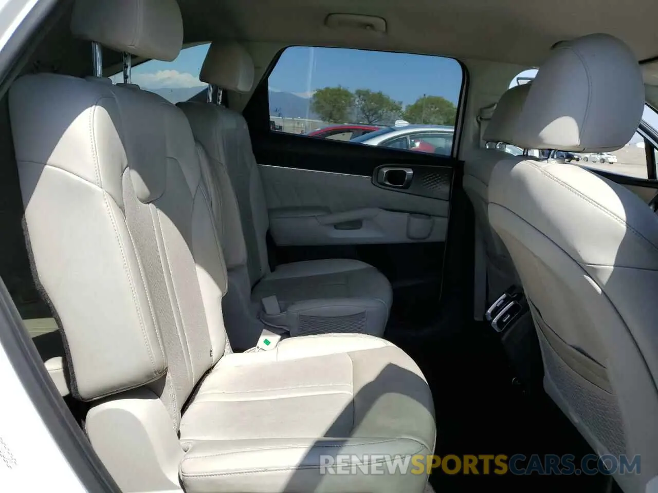 11 Фотография поврежденного автомобиля KNDRJDLH4N5116499 KIA SORENTO 2022