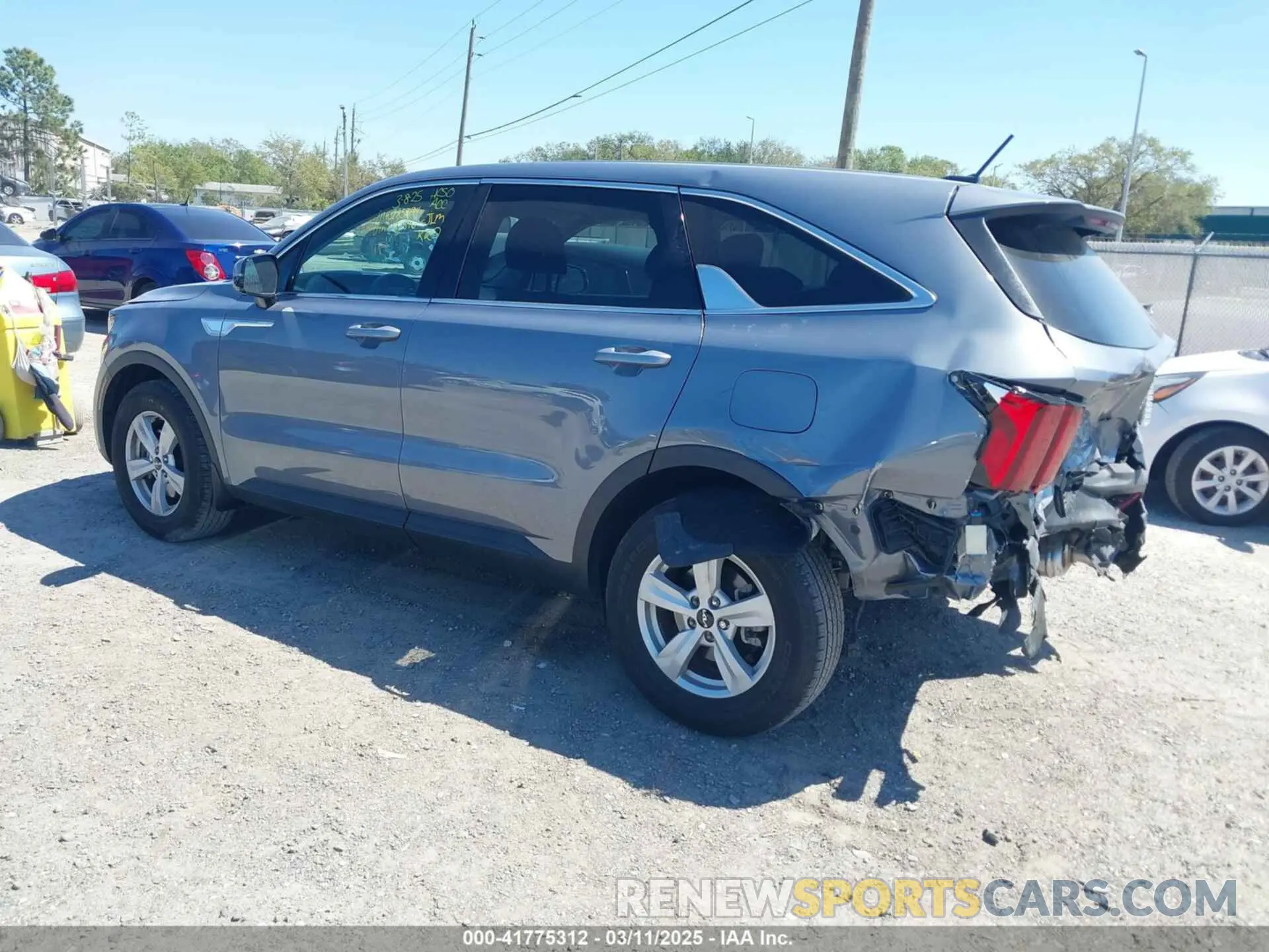 3 Фотография поврежденного автомобиля 5XYRG4LC0PG197546 KIA SORENTO 2023