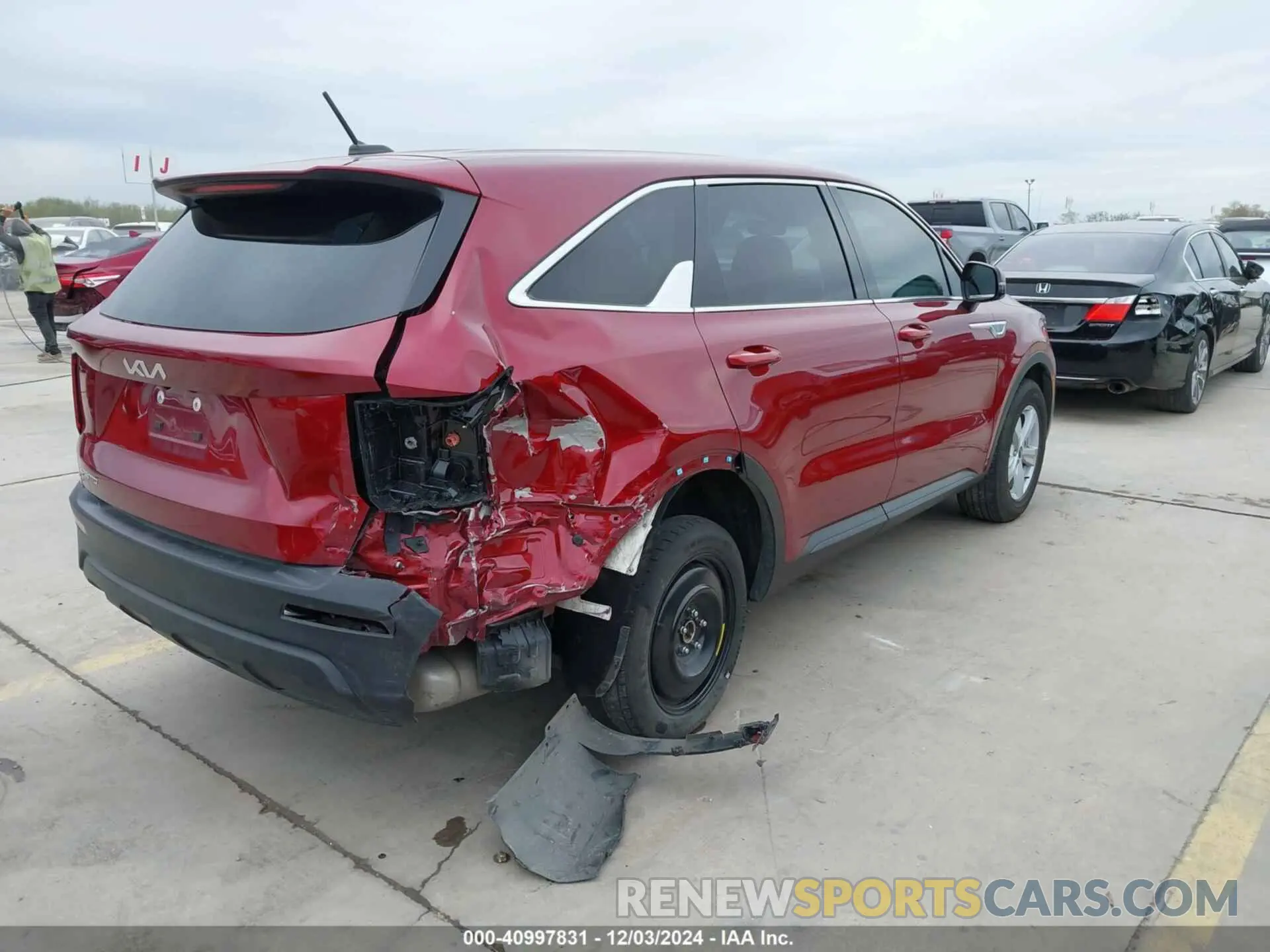 4 Фотография поврежденного автомобиля 5XYRG4LC4PG166347 KIA SORENTO 2023