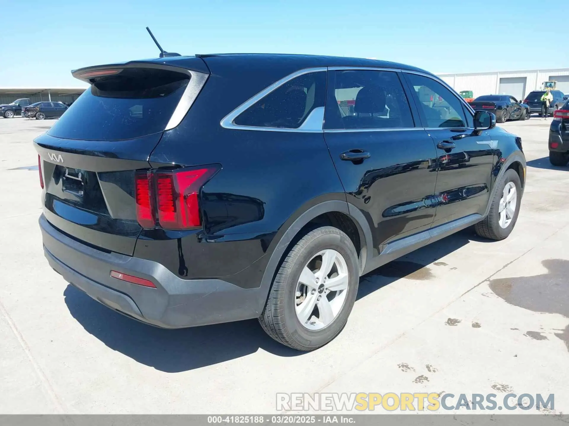 4 Фотография поврежденного автомобиля 5XYRG4LC7PG186494 KIA SORENTO 2023