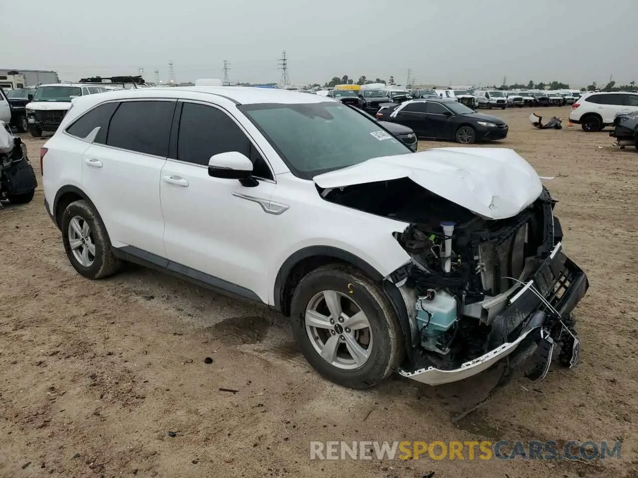4 Photograph of a damaged car 5XYRG4LC8PG167808 KIA SORENTO 2023