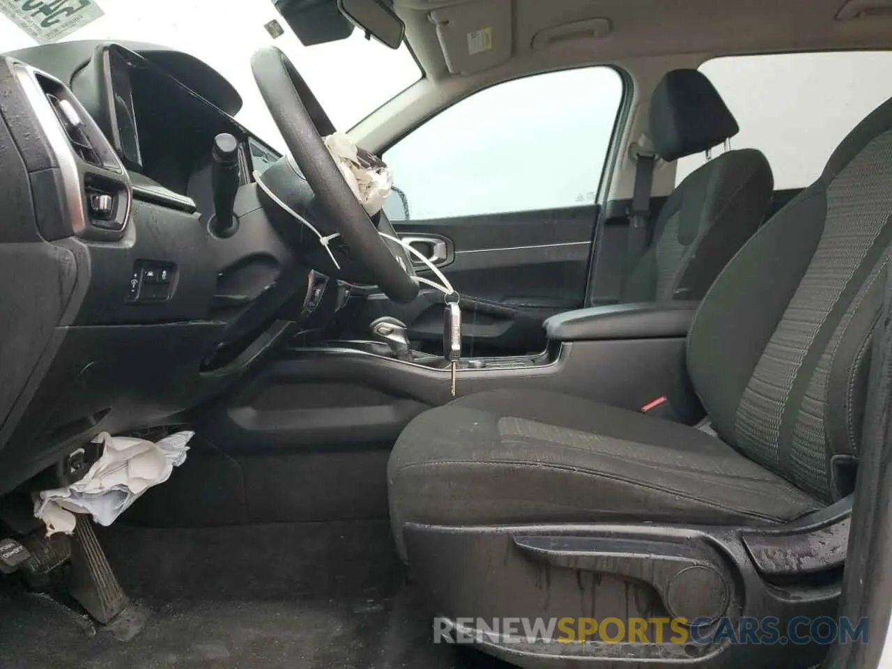 7 Photograph of a damaged car 5XYRG4LC8PG167808 KIA SORENTO 2023