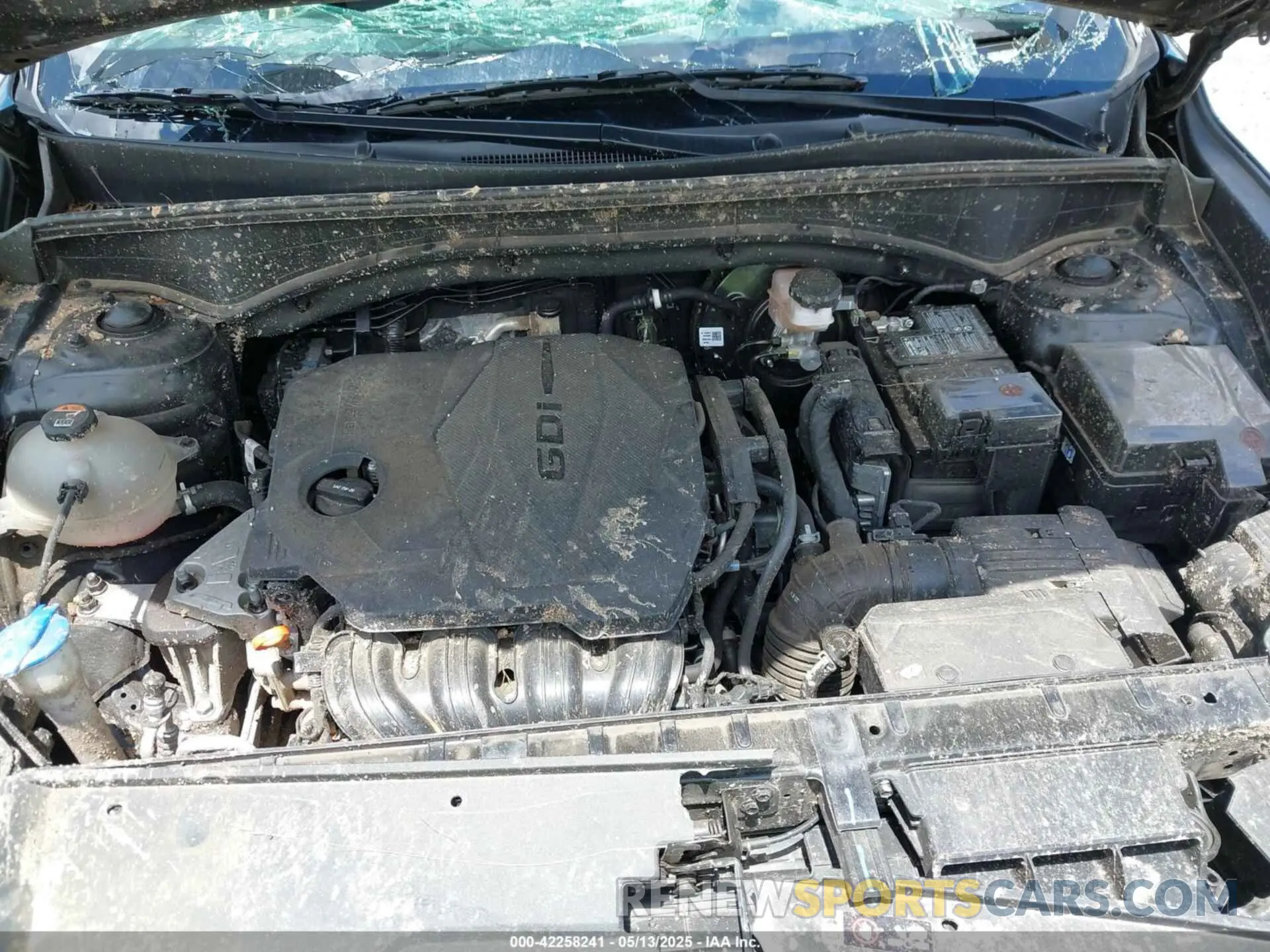 10 Photograph of a damaged car 5XYRG4LC8PG240742 KIA SORENTO 2023