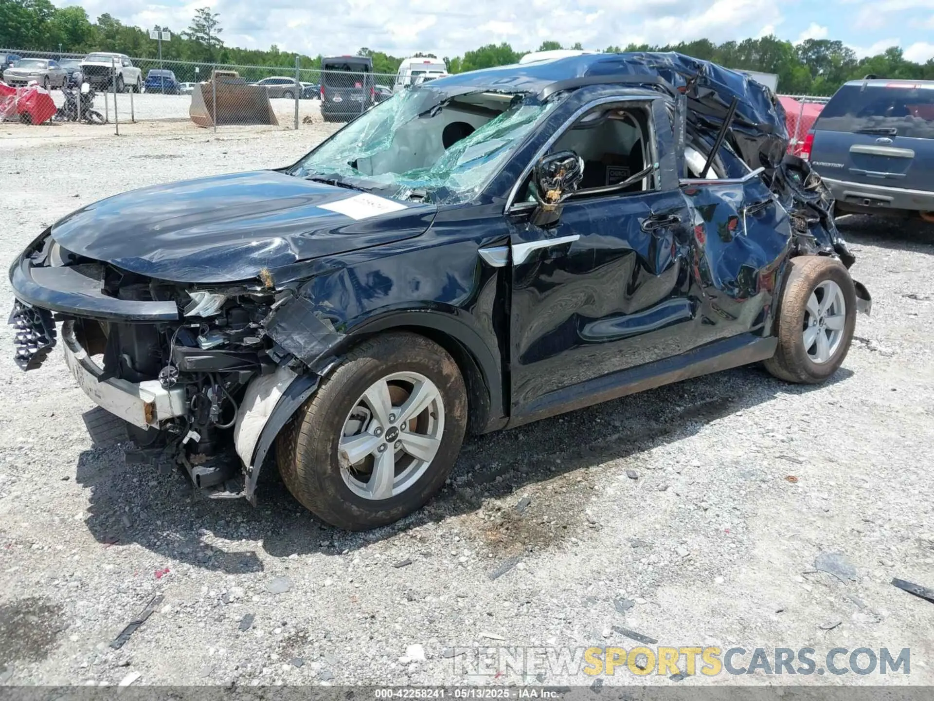 2 Photograph of a damaged car 5XYRG4LC8PG240742 KIA SORENTO 2023