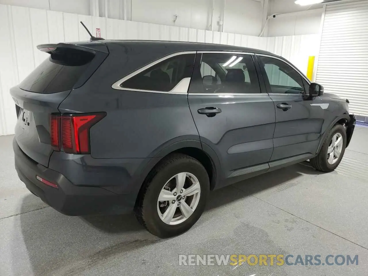 3 Photograph of a damaged car 5XYRG4LC8PG251014 KIA SORENTO 2023