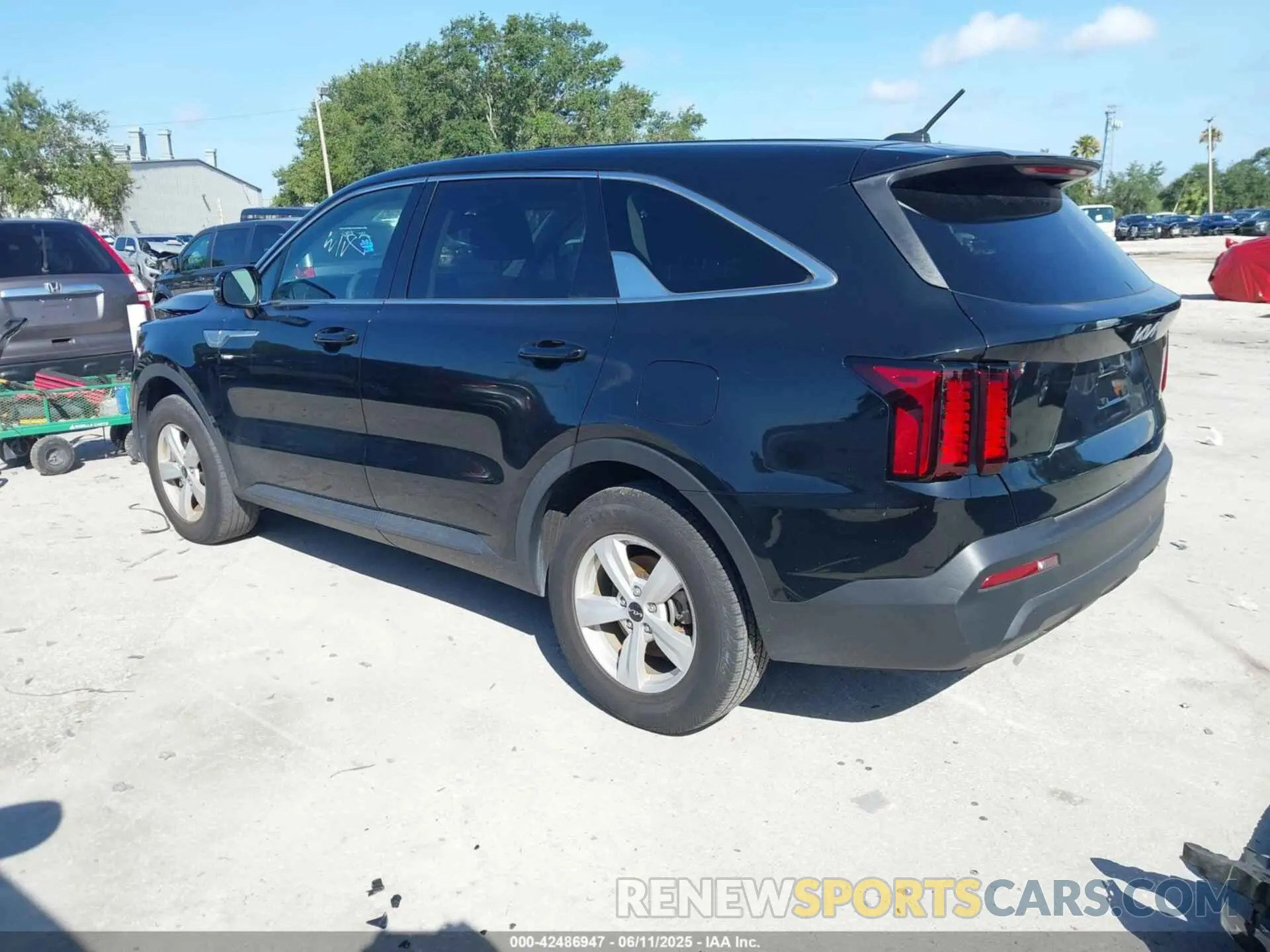 3 Фотография поврежденного автомобиля 5XYRG4LC9PG171771 KIA SORENTO 2023
