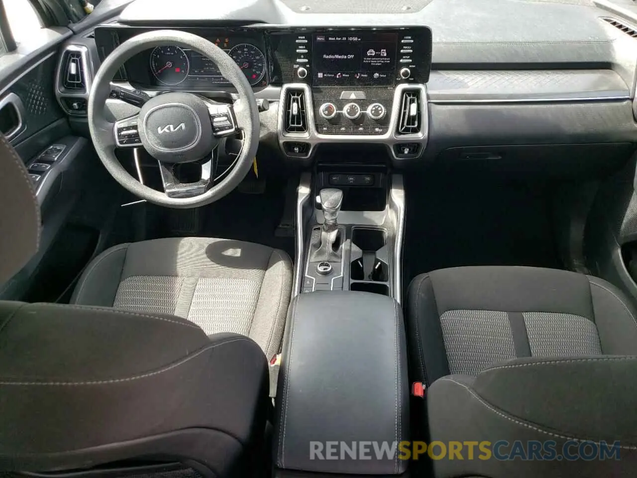 8 Фотография поврежденного автомобиля 5XYRGDLC8PG167825 KIA SORENTO 2023