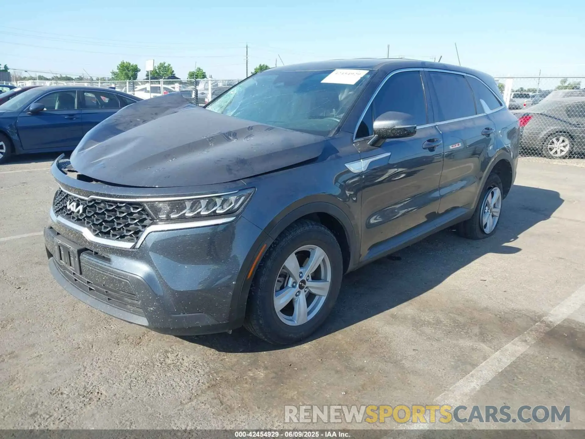 2 Photograph of a damaged car 5XYRGDLC8PG207918 KIA SORENTO 2023