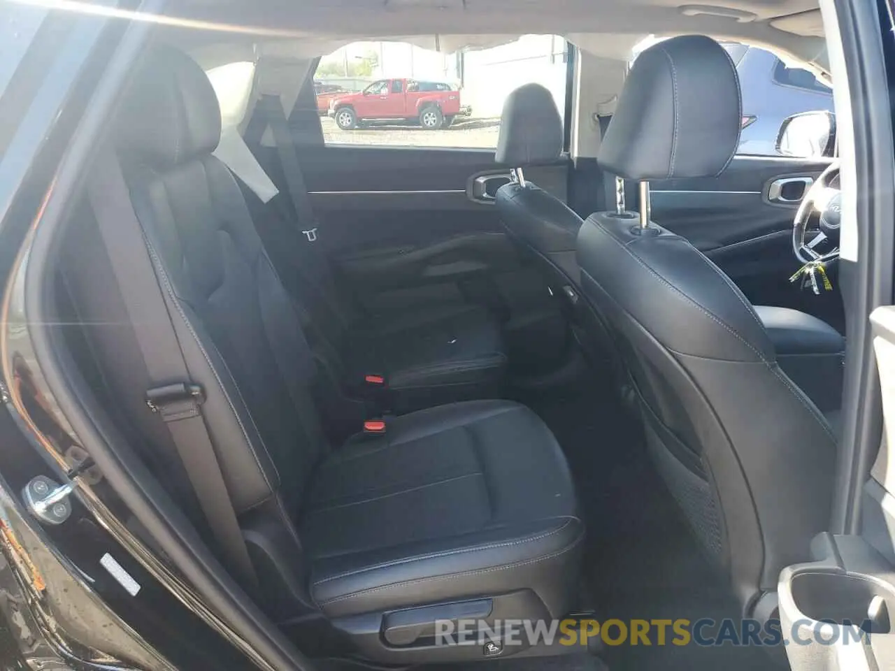 11 Фотография поврежденного автомобиля 5XYRH4LF0PG164585 KIA SORENTO 2023