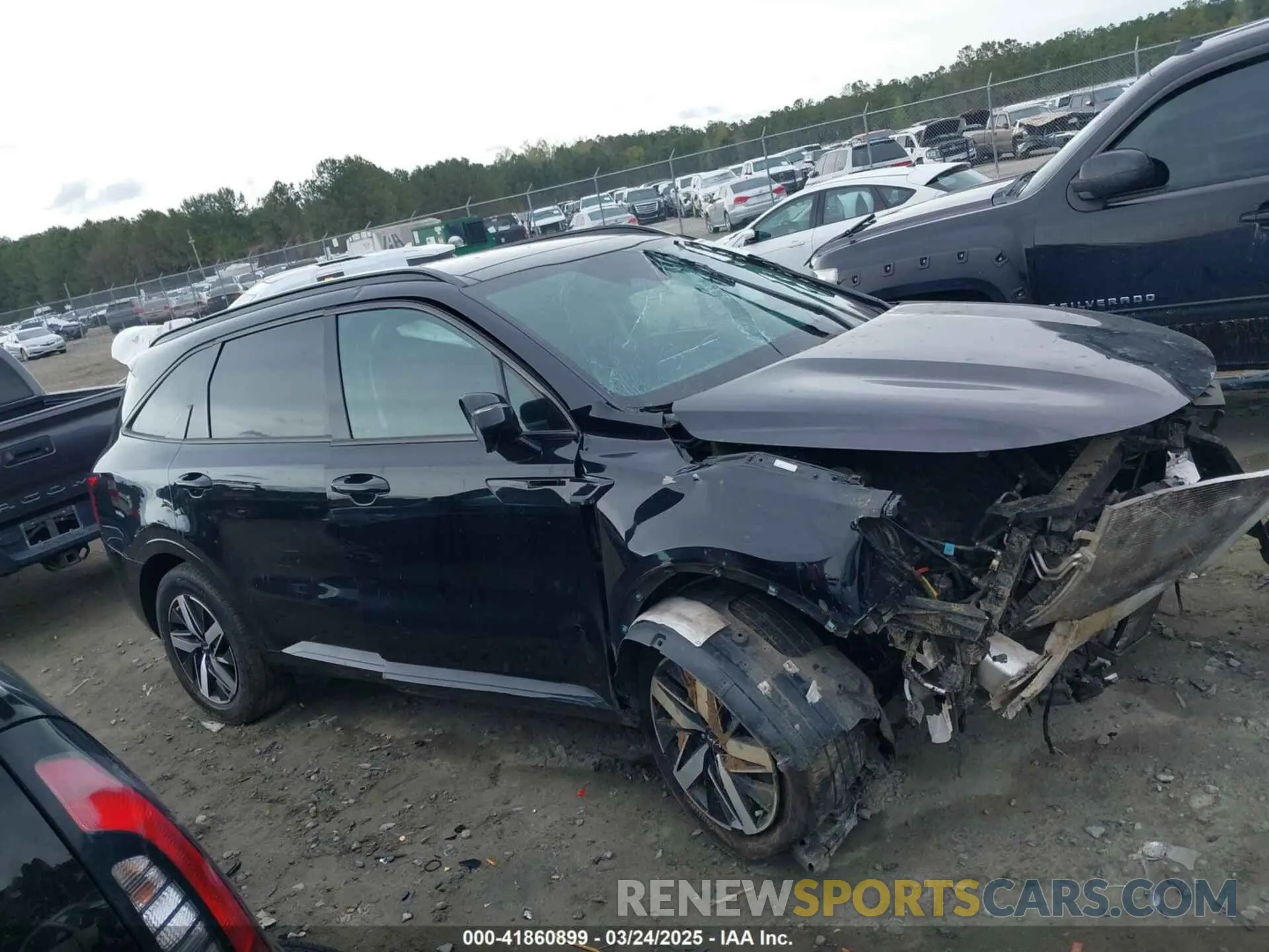 13 Photograph of a damaged car 5XYRH4LF4PG181146 KIA SORENTO 2023