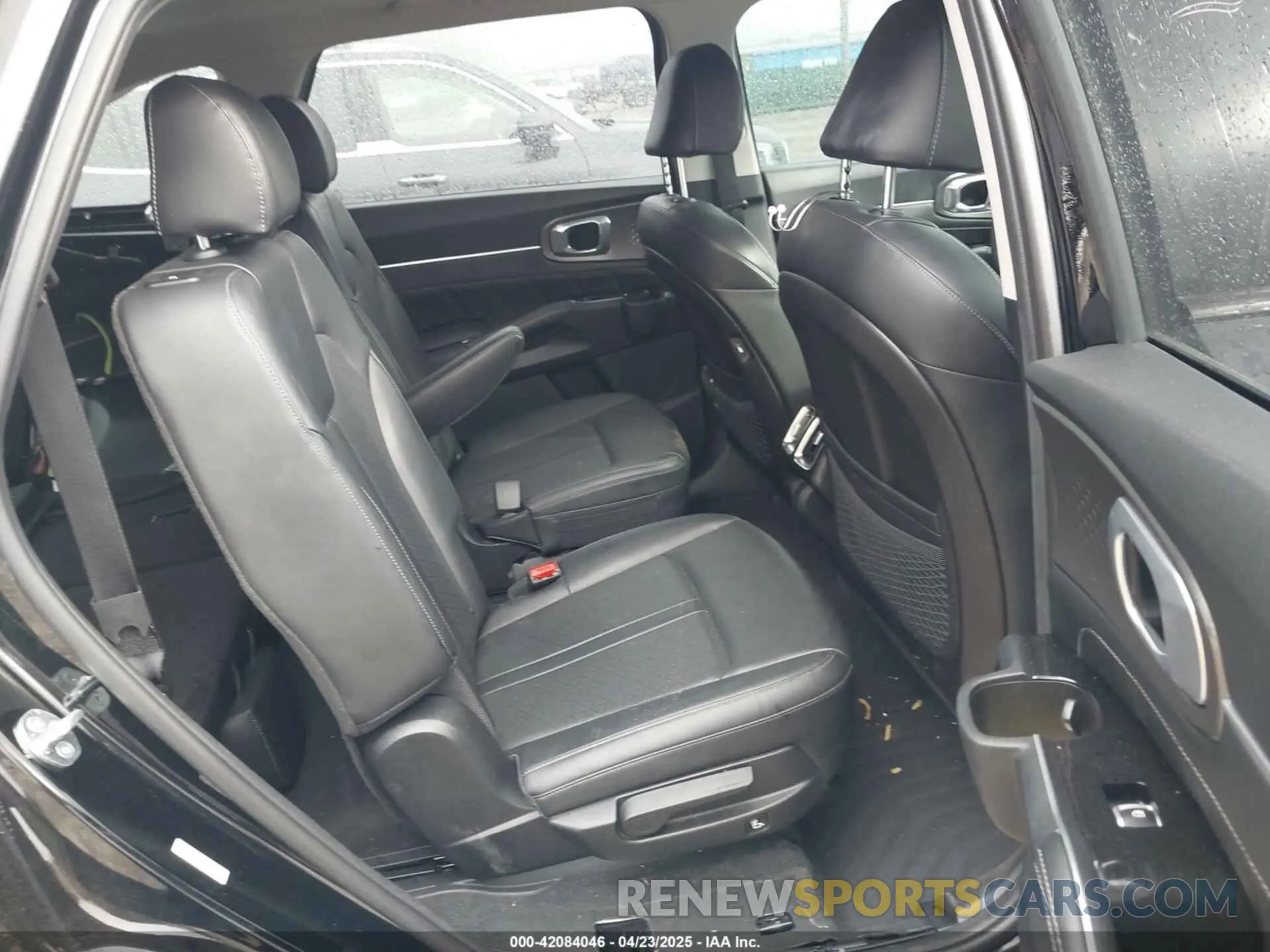 8 Фотография поврежденного автомобиля 5XYRK4LF3PG211044 KIA SORENTO 2023