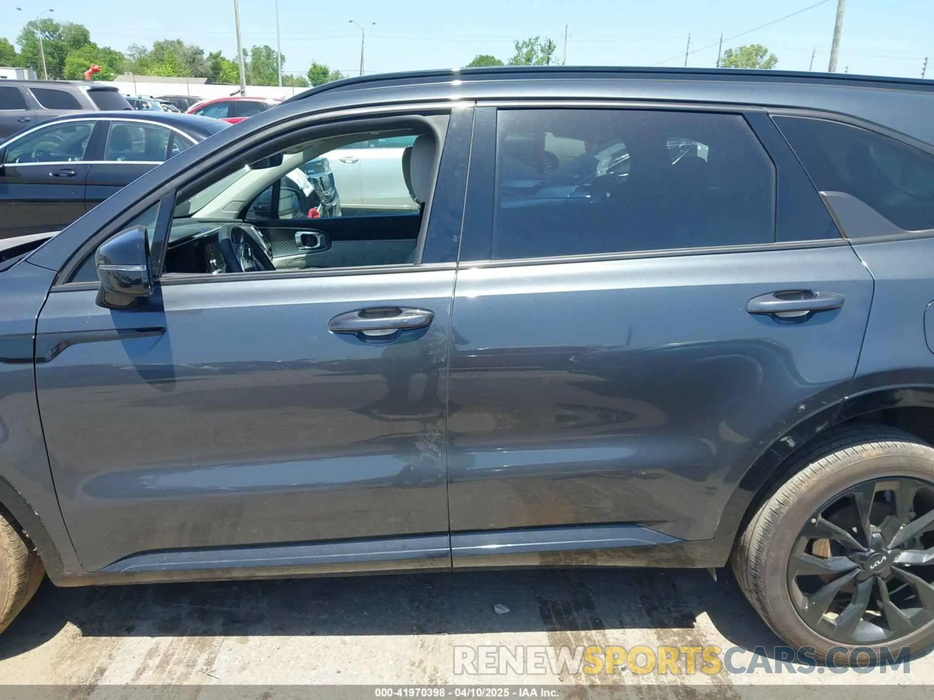 14 Фотография поврежденного автомобиля 5XYRK4LF3PG242259 KIA SORENTO 2023