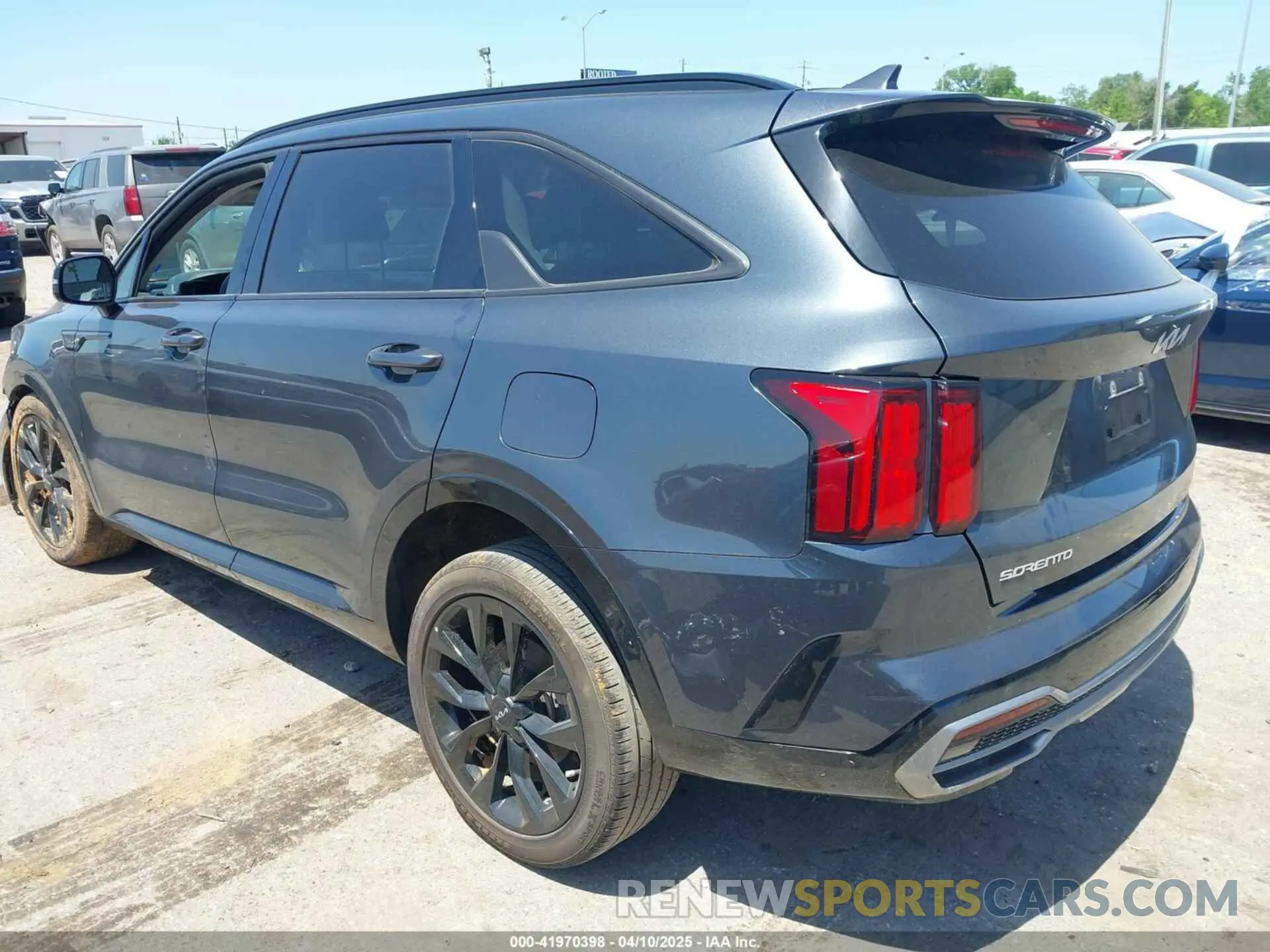 3 Фотография поврежденного автомобиля 5XYRK4LF3PG242259 KIA SORENTO 2023