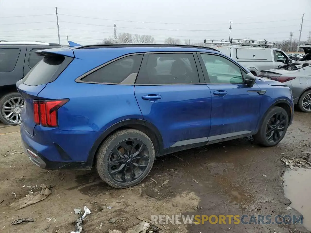 3 Photograph of a damaged car 5XYRK4LF7PG172345 KIA SORENTO 2023