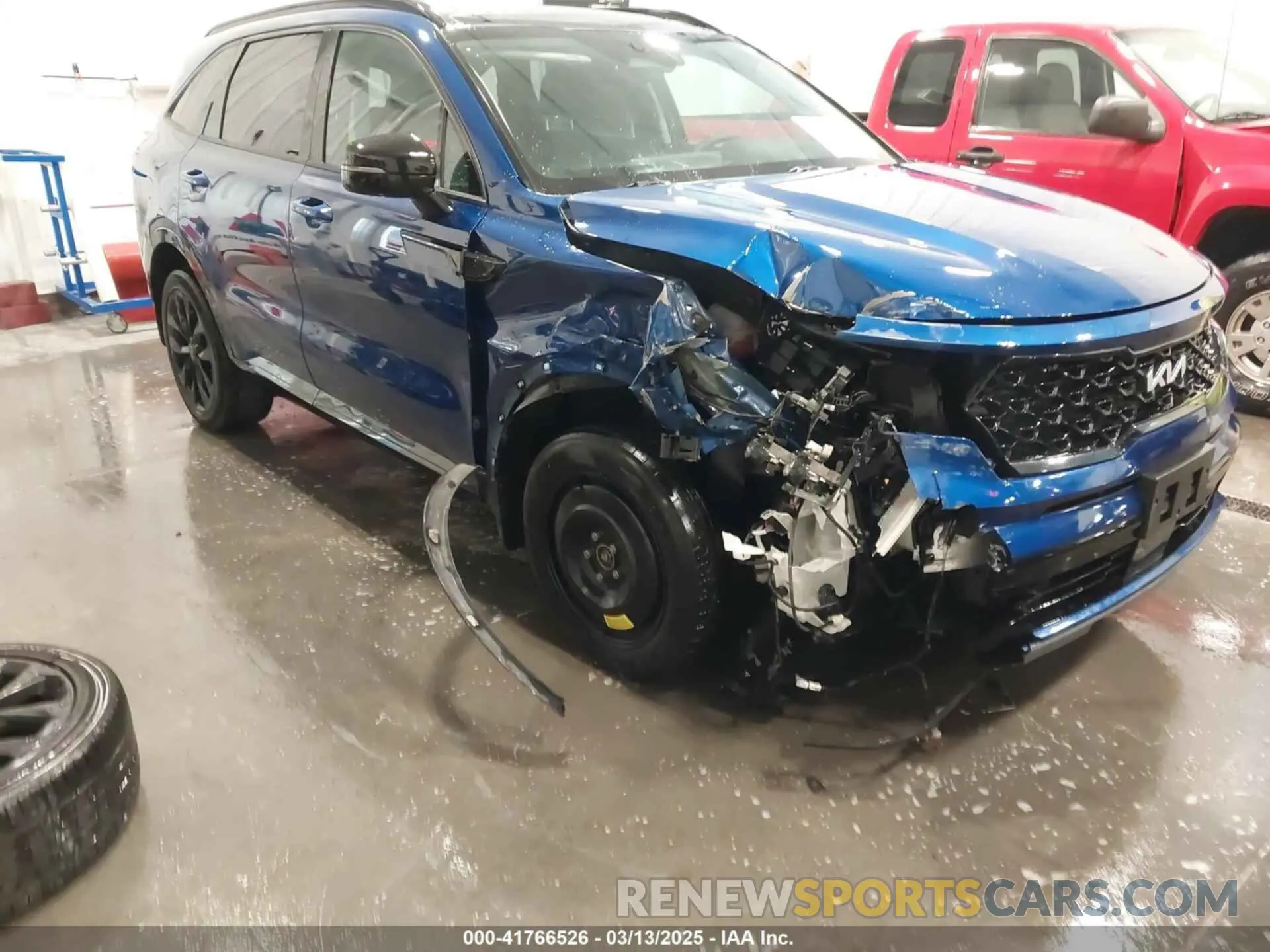 6 Photograph of a damaged car 5XYRKDLF0PG197622 KIA SORENTO 2023