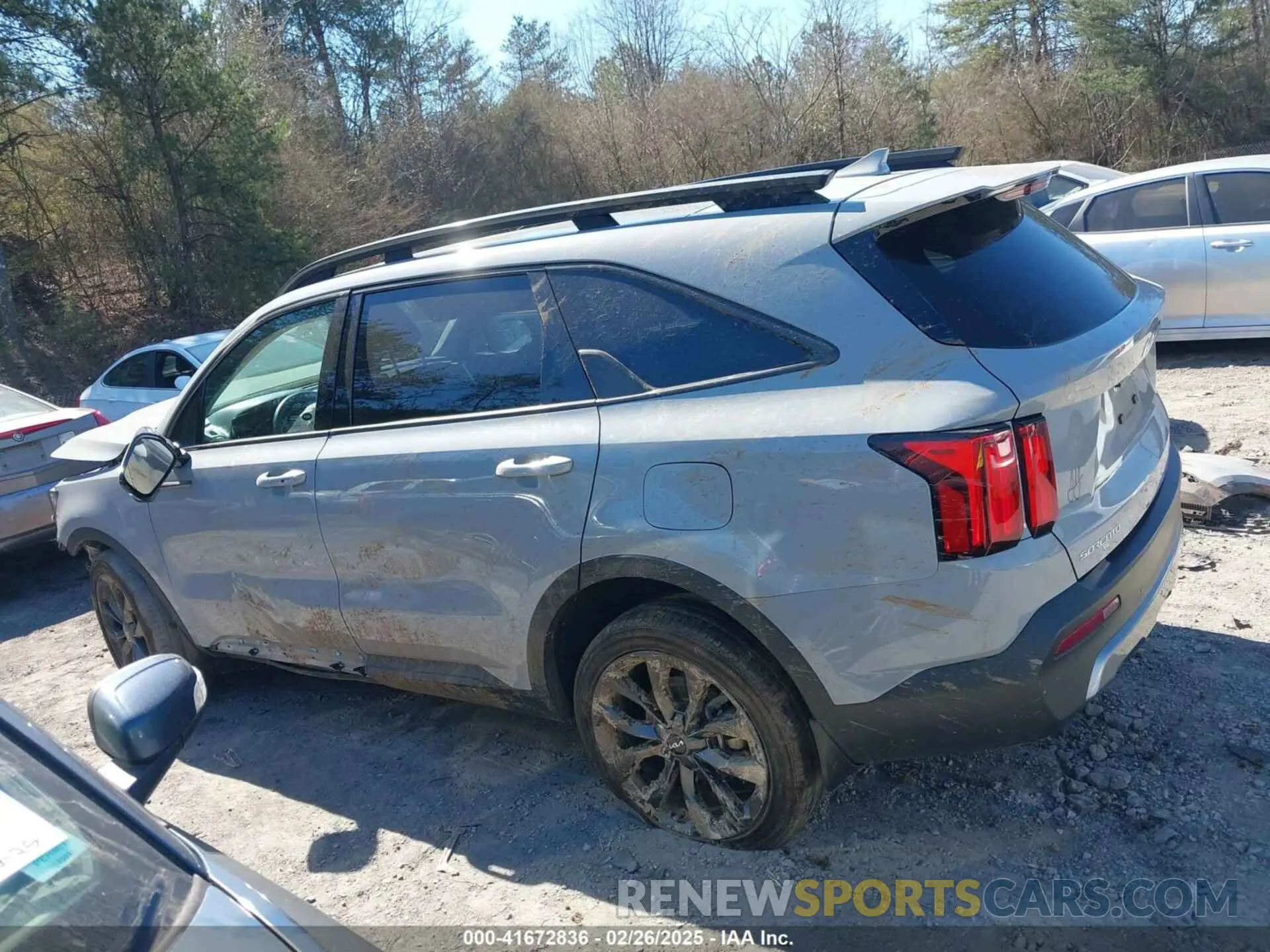 13 Photograph of a damaged car 5XYRKDLF0PG224494 KIA SORENTO 2023