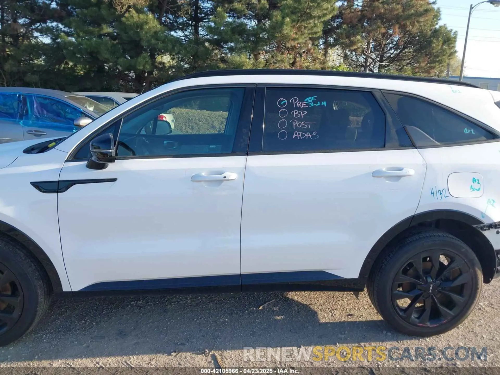 14 Фотография поврежденного автомобиля 5XYRKDLF1PG202133 KIA SORENTO 2023