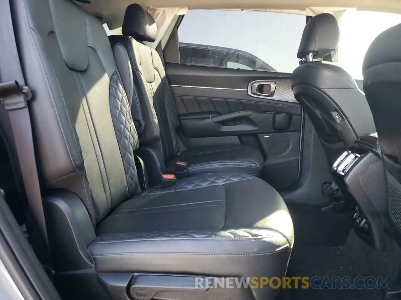 12 Фотография поврежденного автомобиля 5XYRKDLF2PG203596 KIA SORENTO 2023