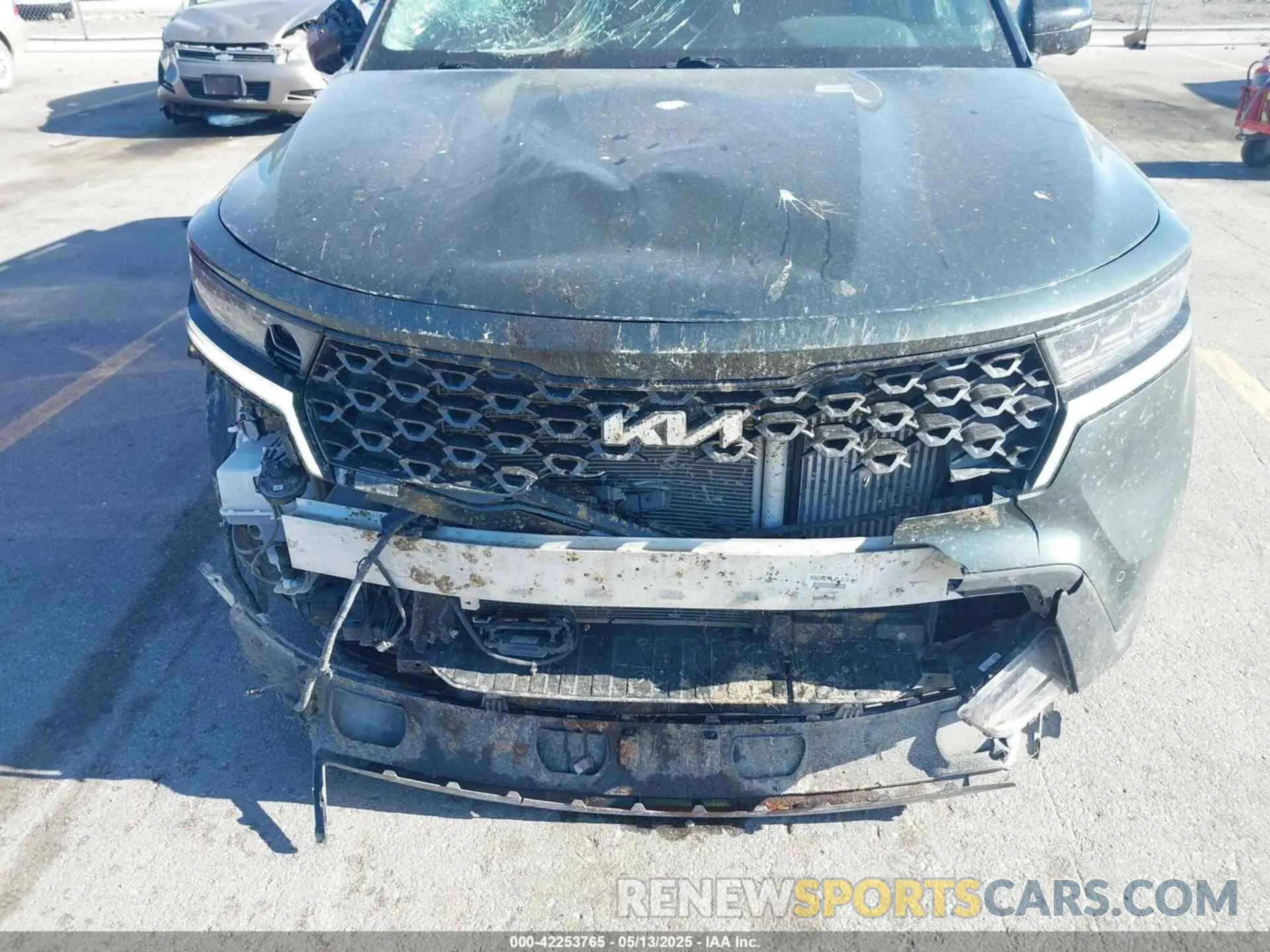6 Photograph of a damaged car 5XYRKDLF3PG170608 KIA SORENTO 2023