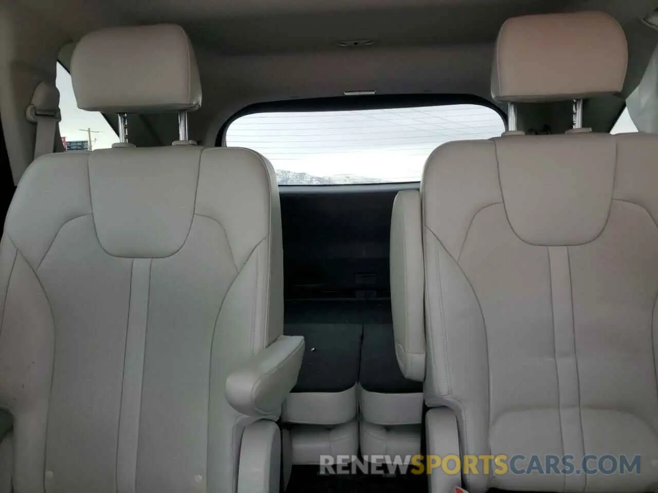 10 Фотография поврежденного автомобиля 5XYRKDLF3PG245887 KIA SORENTO 2023