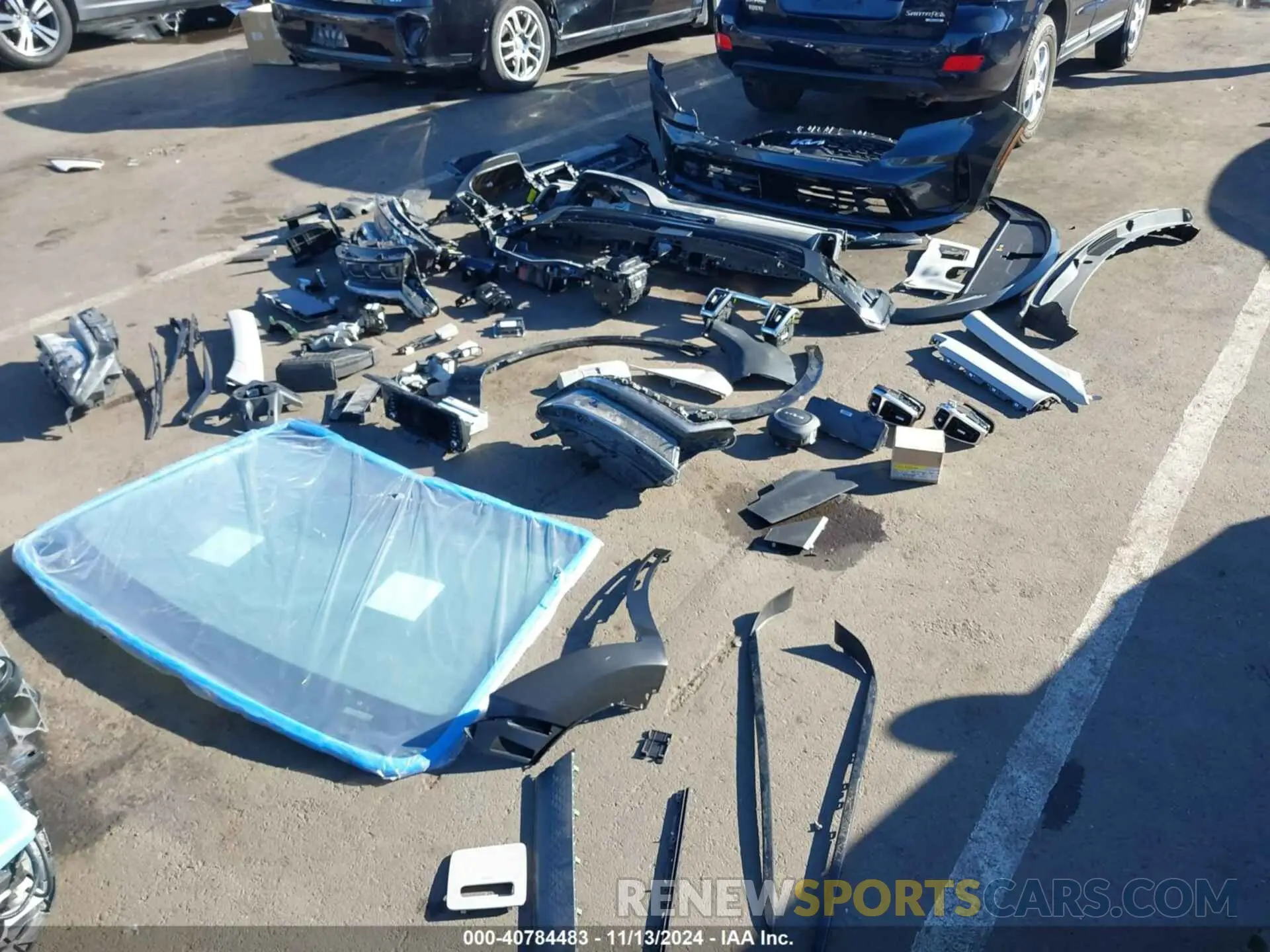 12 Photograph of a damaged car 5XYRKDLF6PG218456 KIA SORENTO 2023