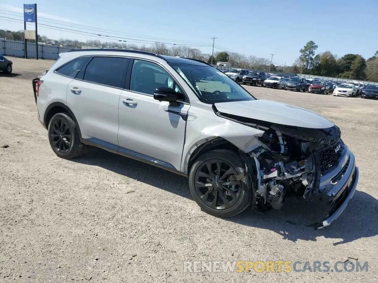 4 Photograph of a damaged car 5XYRKDLF6PG231613 KIA SORENTO 2023