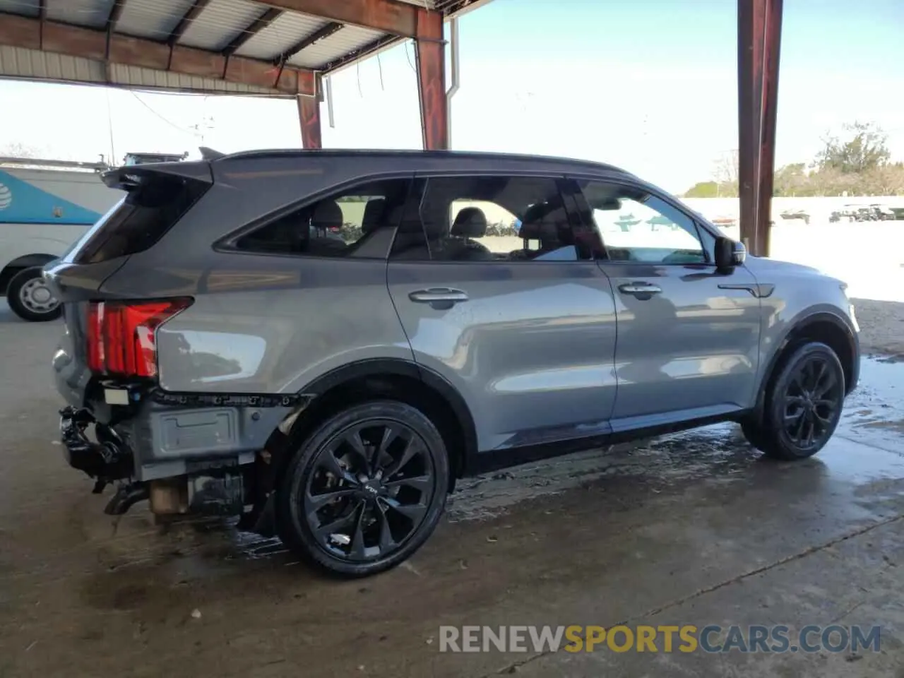 3 Photograph of a damaged car 5XYRKDLF7PG189601 KIA SORENTO 2023