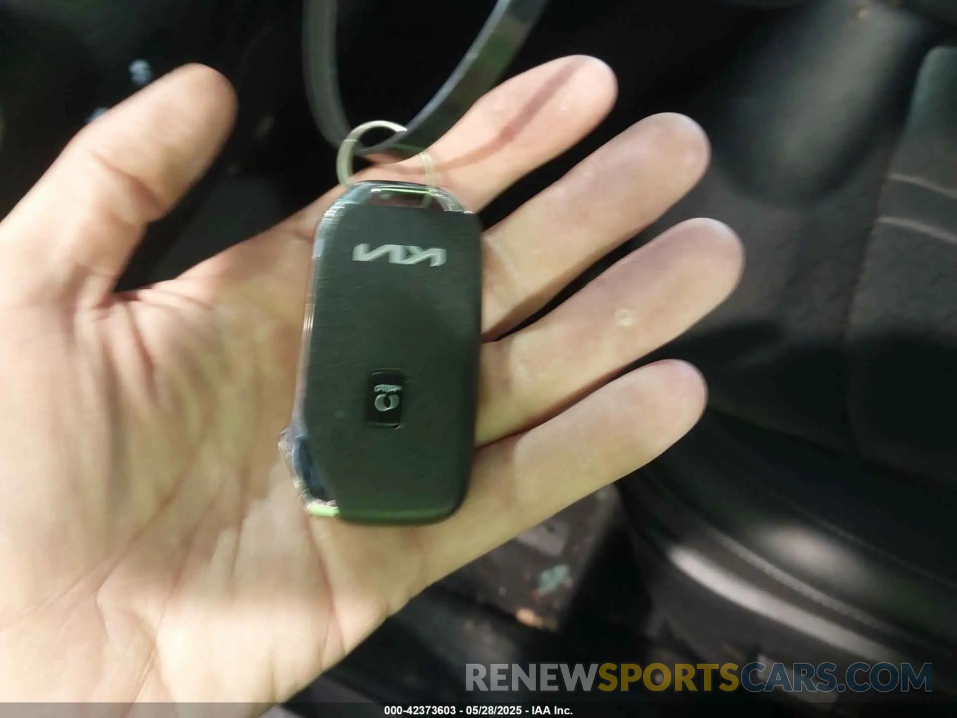 11 Фотография поврежденного автомобиля 5XYRKDLF8PG190059 KIA SORENTO 2023