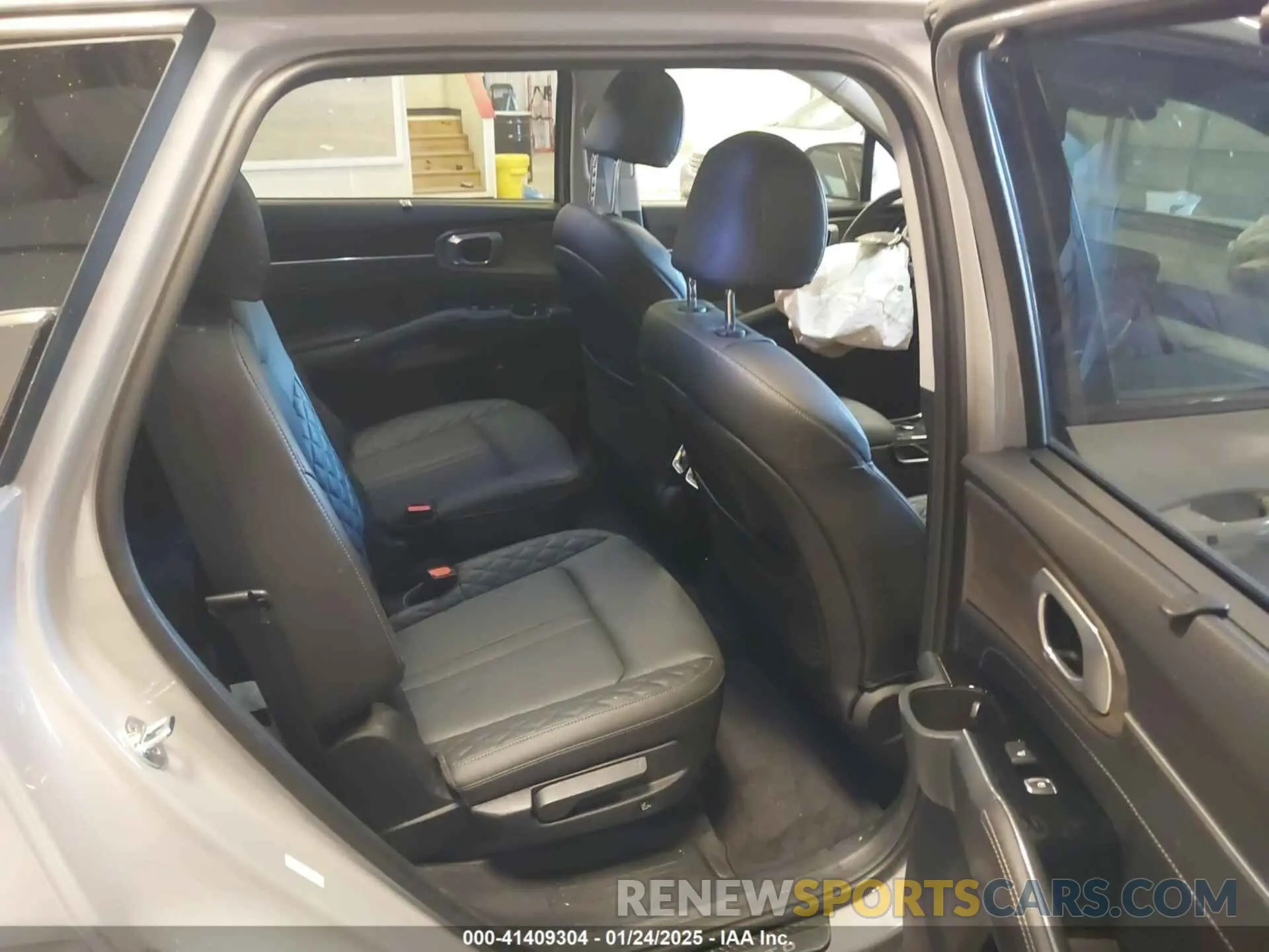 8 Фотография поврежденного автомобиля 5XYRKDLF9PG171214 KIA SORENTO 2023