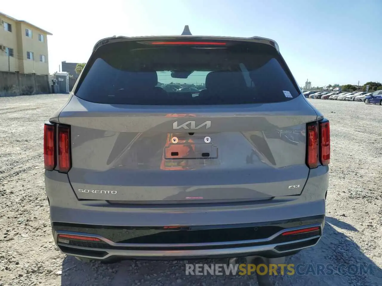 6 Photograph of a damaged car 5XYRKDLFXPG172260 KIA SORENTO 2023