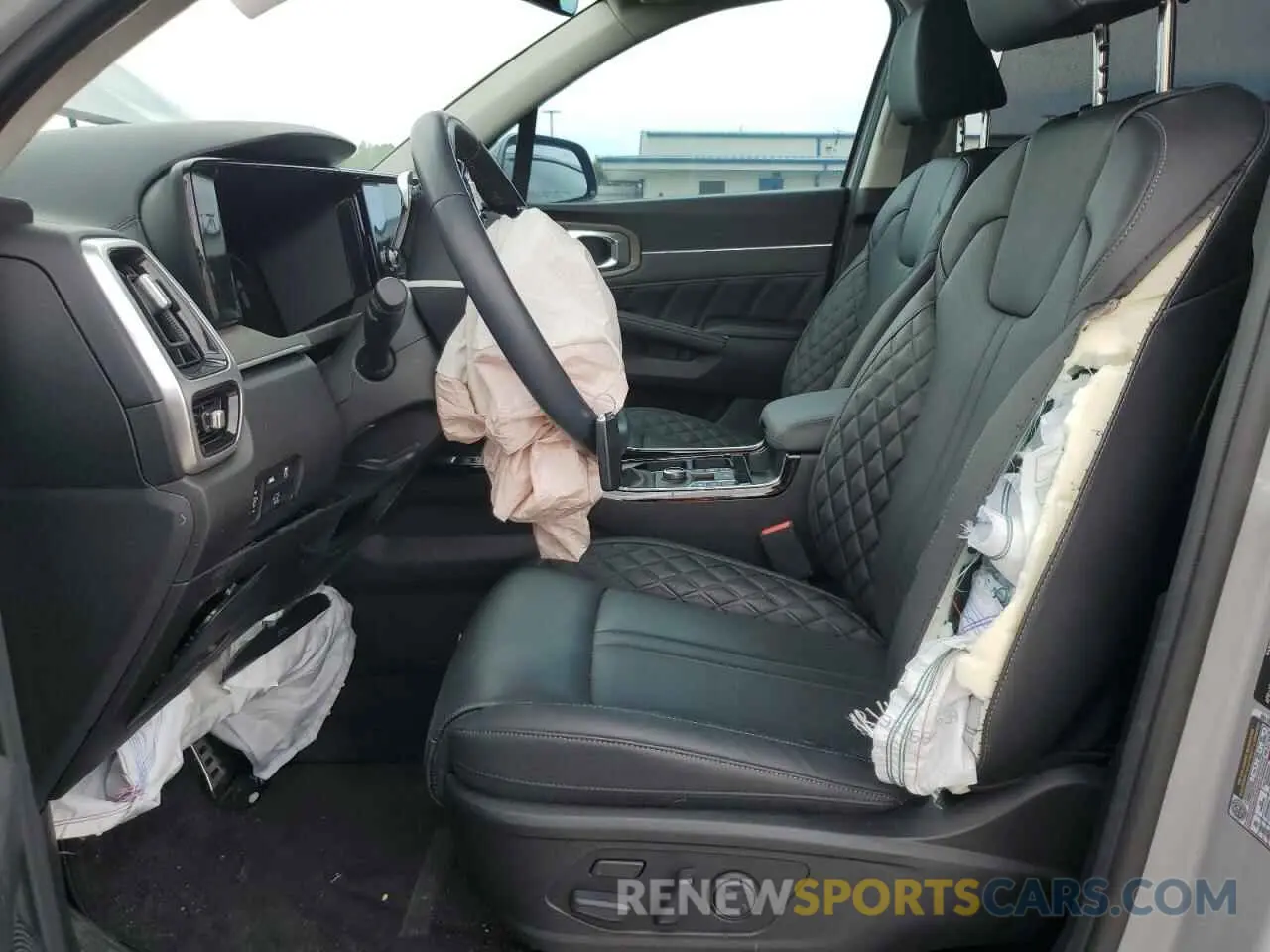 7 Photograph of a damaged car 5XYRKDLFXPG201529 KIA SORENTO 2023