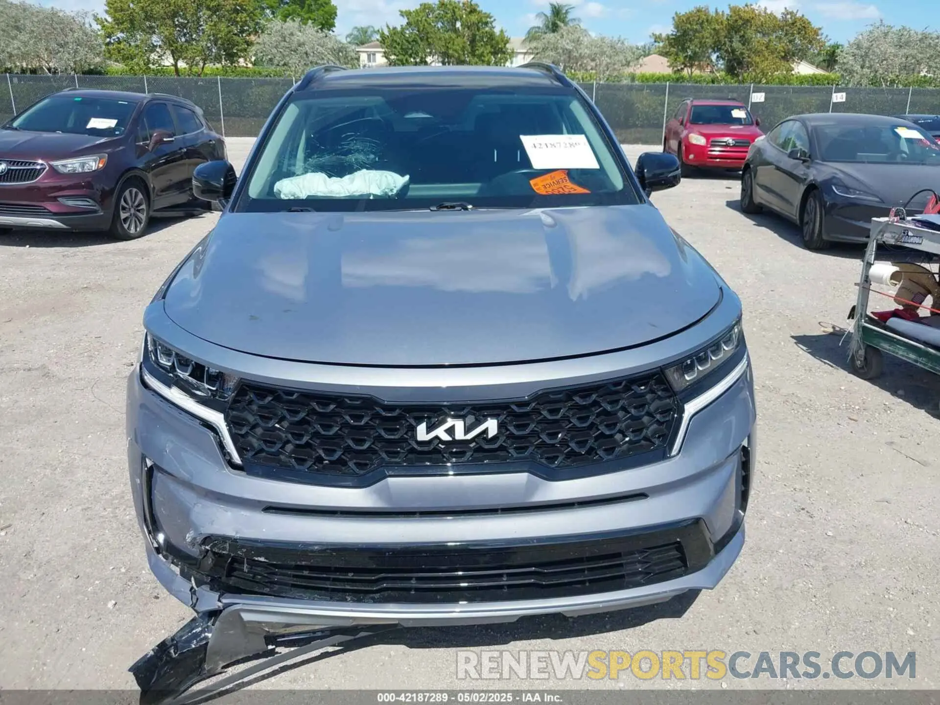 12 Фотография поврежденного автомобиля 5XYRL4LC1PG210736 KIA SORENTO 2023