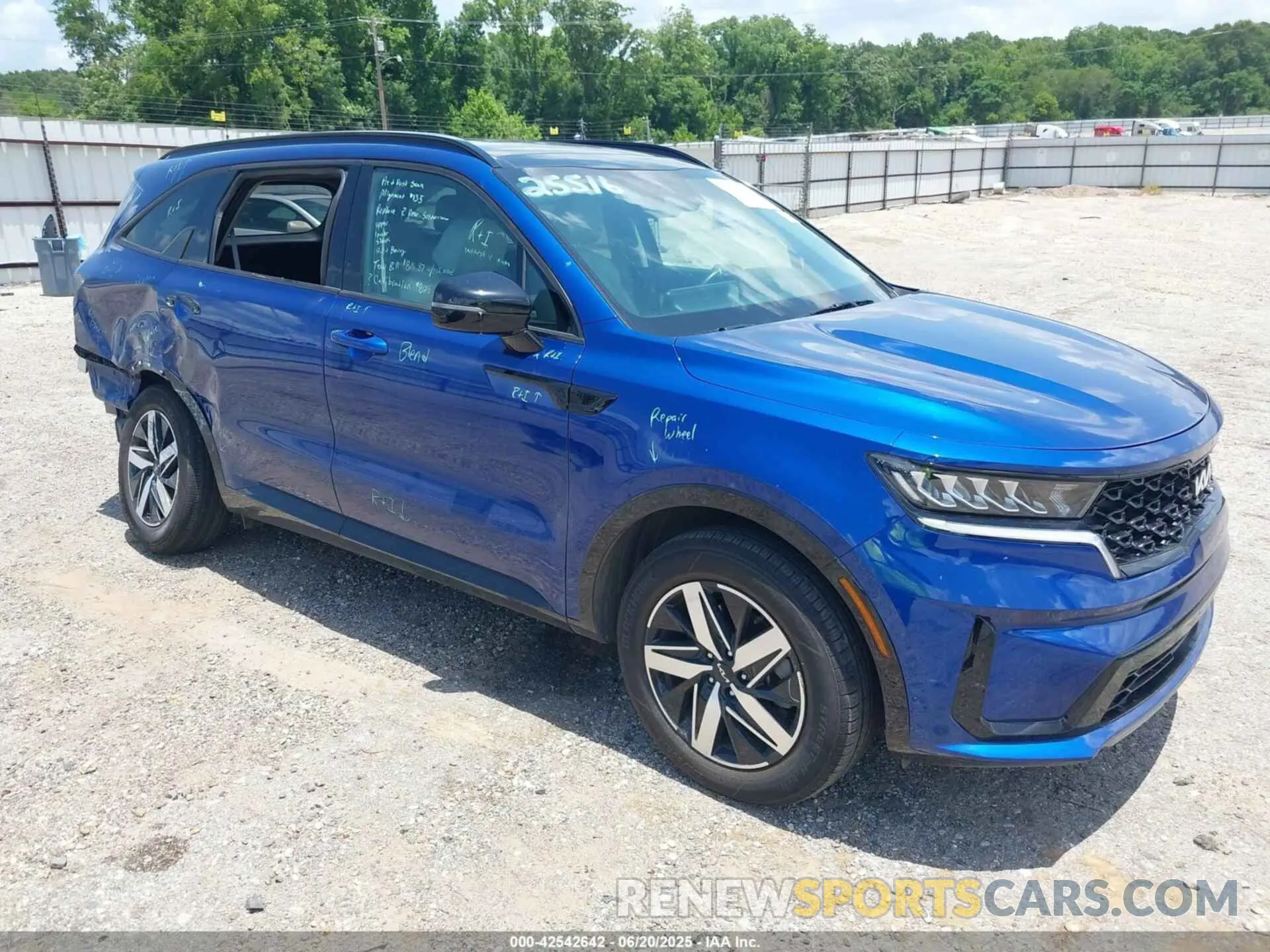 1 Фотография поврежденного автомобиля 5XYRL4LC1PG223485 KIA SORENTO 2023