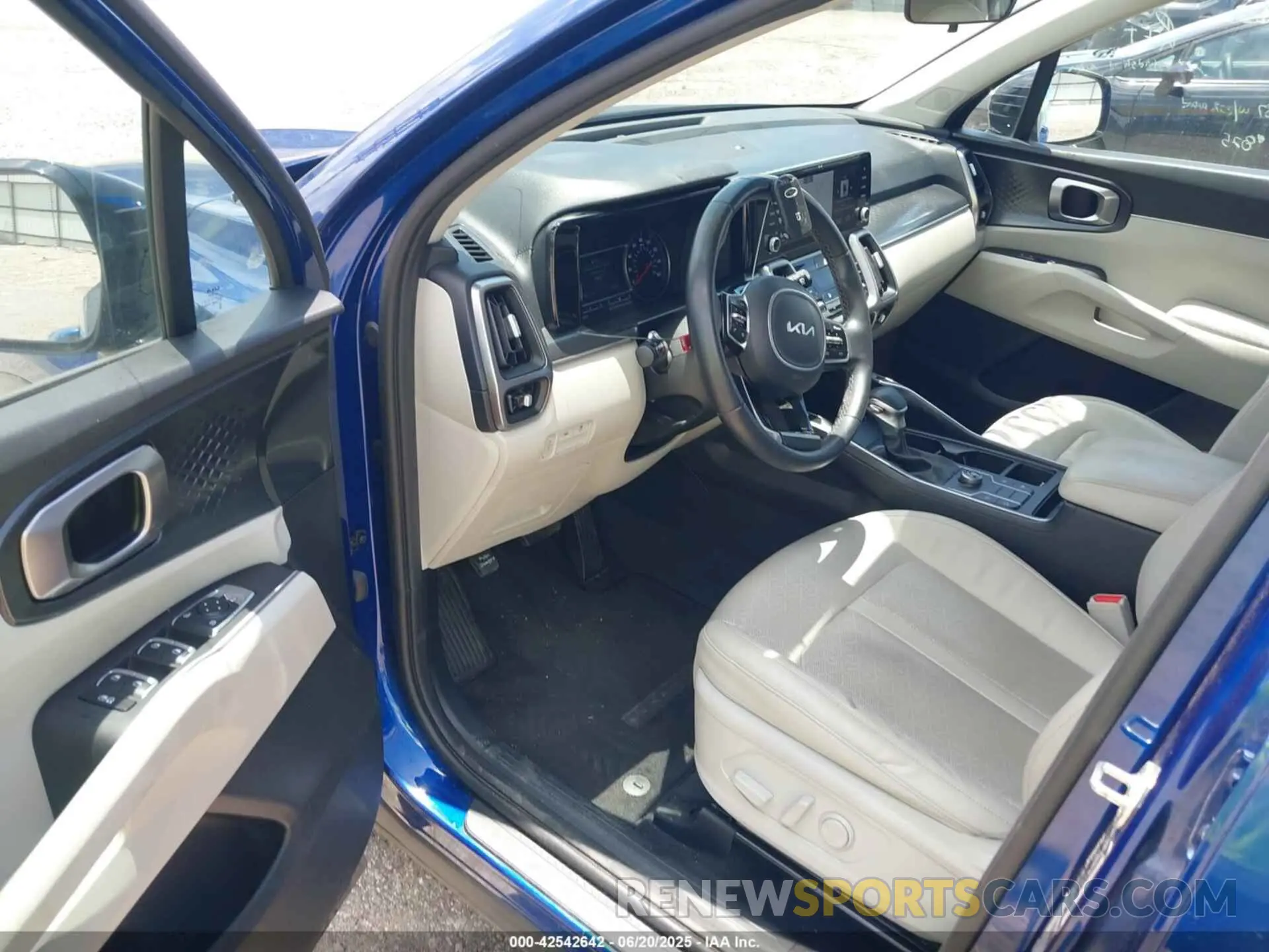 19 Фотография поврежденного автомобиля 5XYRL4LC1PG223485 KIA SORENTO 2023