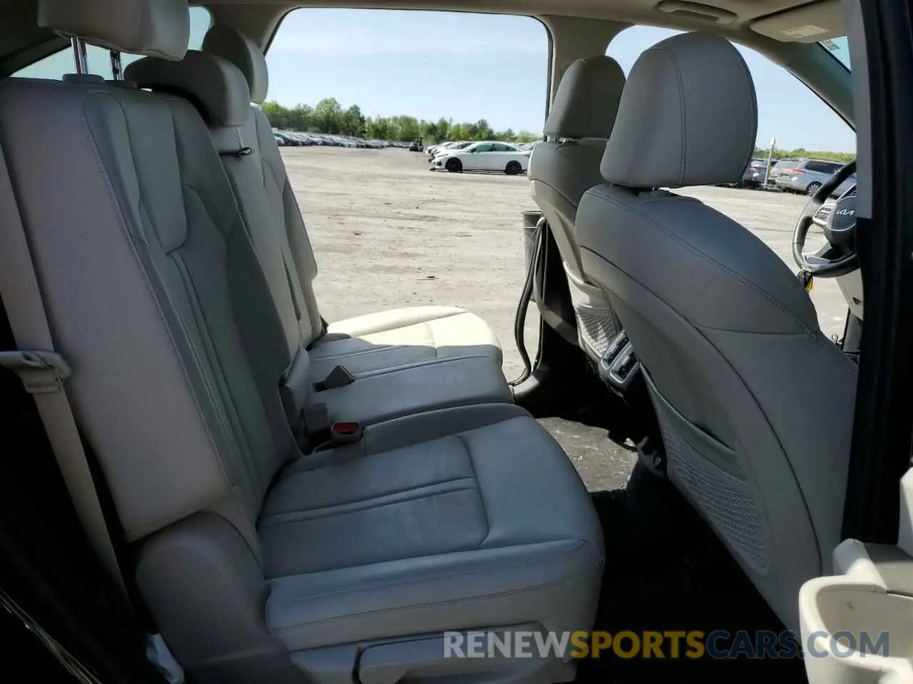 11 Фотография поврежденного автомобиля 5XYRL4LC2PG253014 KIA SORENTO 2023