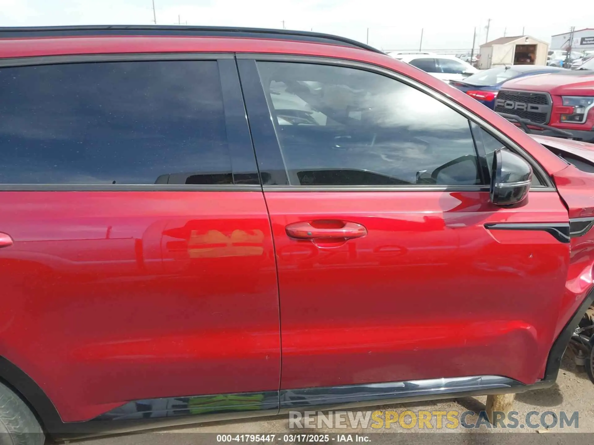 14 Фотография поврежденного автомобиля 5XYRL4LCXPG188008 KIA SORENTO 2023