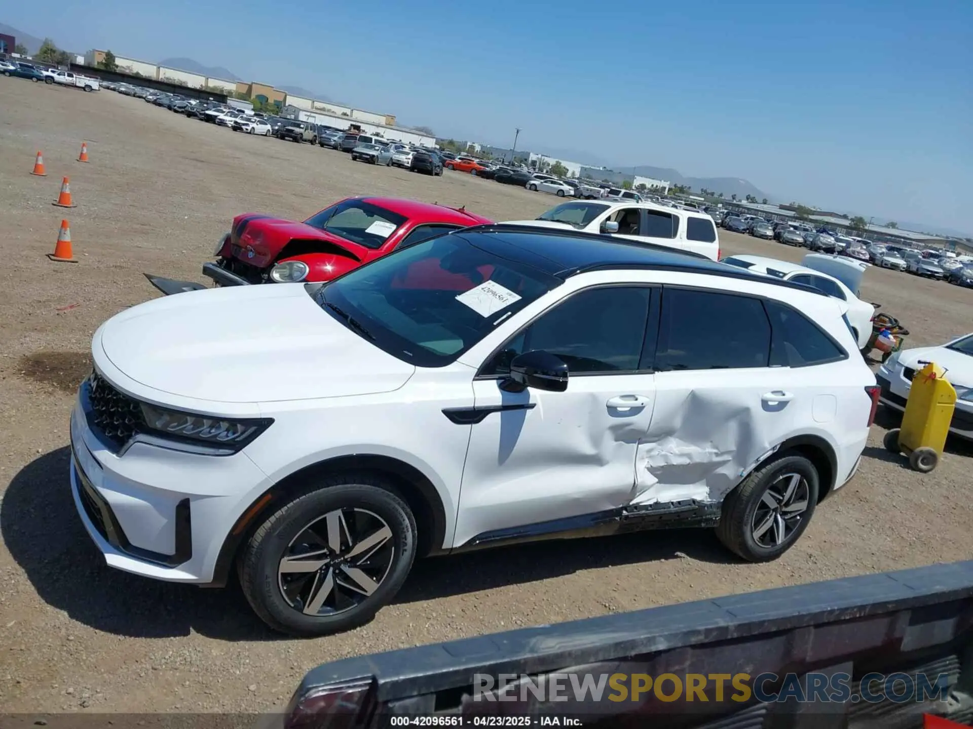 15 Фотография поврежденного автомобиля 5XYRL4LCXPG229608 KIA SORENTO 2023