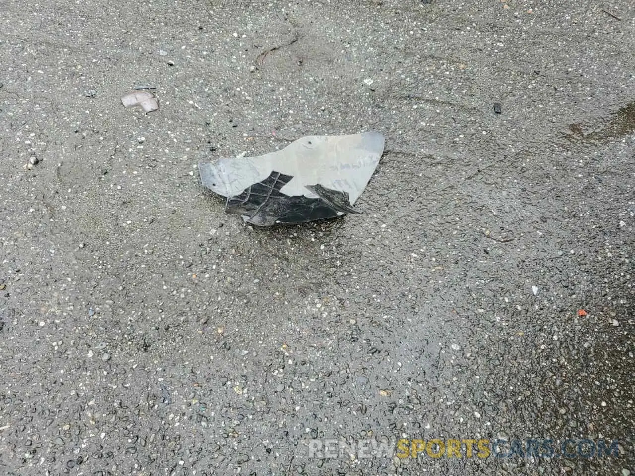 15 Photograph of a damaged car KNDRHDLG2P5162225 KIA SORENTO 2023