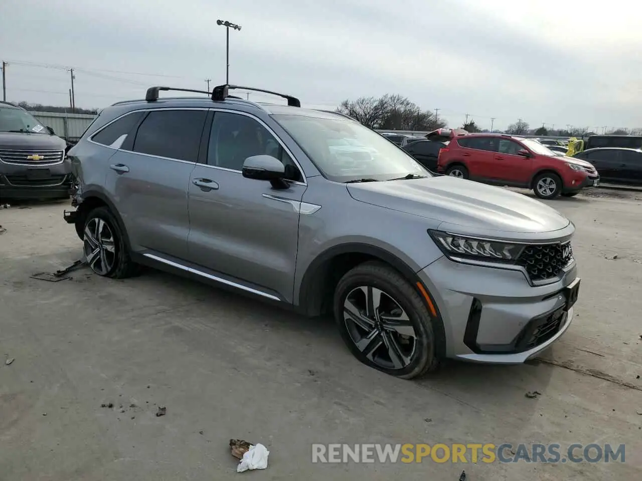 4 Photograph of a damaged car KNDRHDLG9P5223960 KIA SORENTO 2023