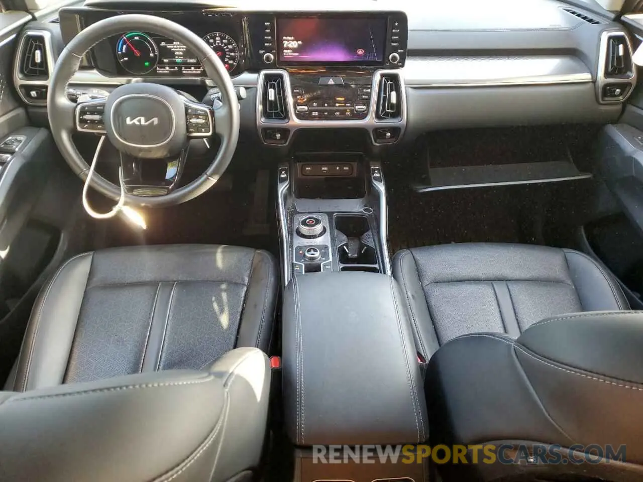 8 Photograph of a damaged car KNDRHDLGXP5187888 KIA SORENTO 2023