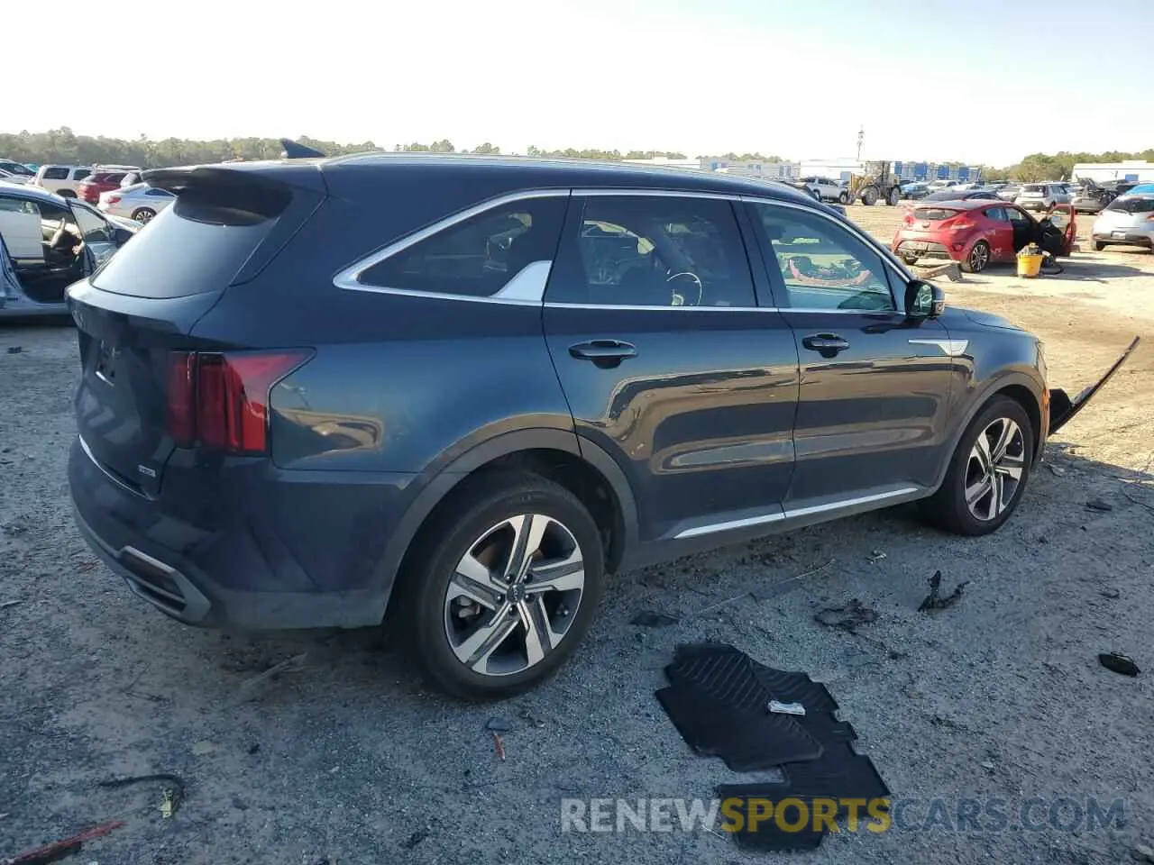 3 Photograph of a damaged car KNDRKDLG4P5163183 KIA SORENTO 2023