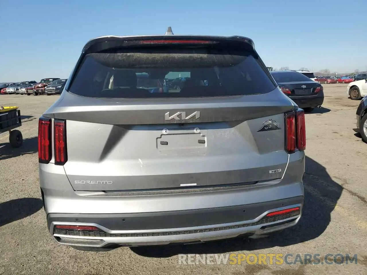 6 Photograph of a damaged car KNDRMDLG7P5139194 KIA SORENTO 2023