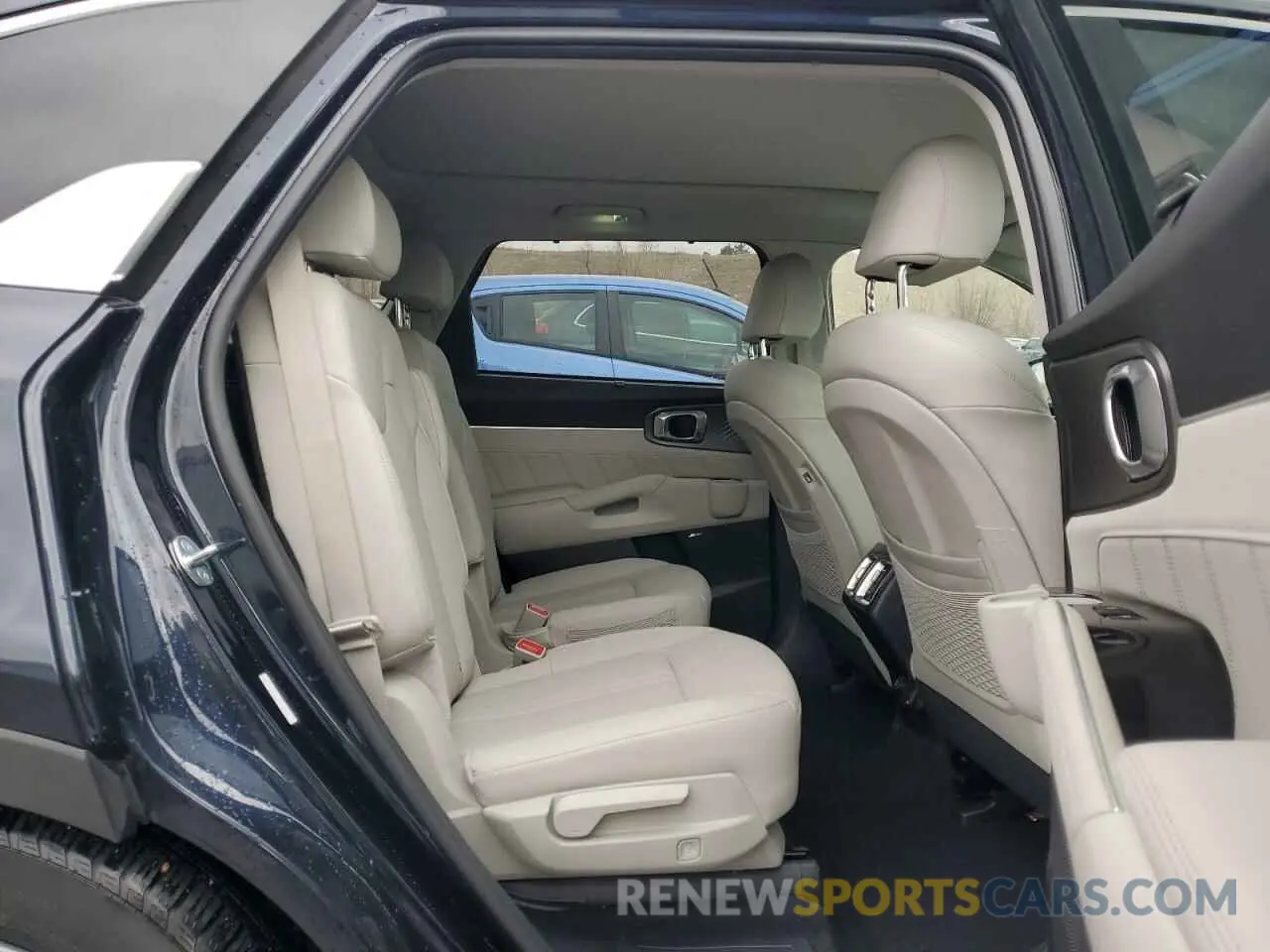11 Фотография поврежденного автомобиля KNDRMDLH7P5201542 KIA SORENTO 2023
