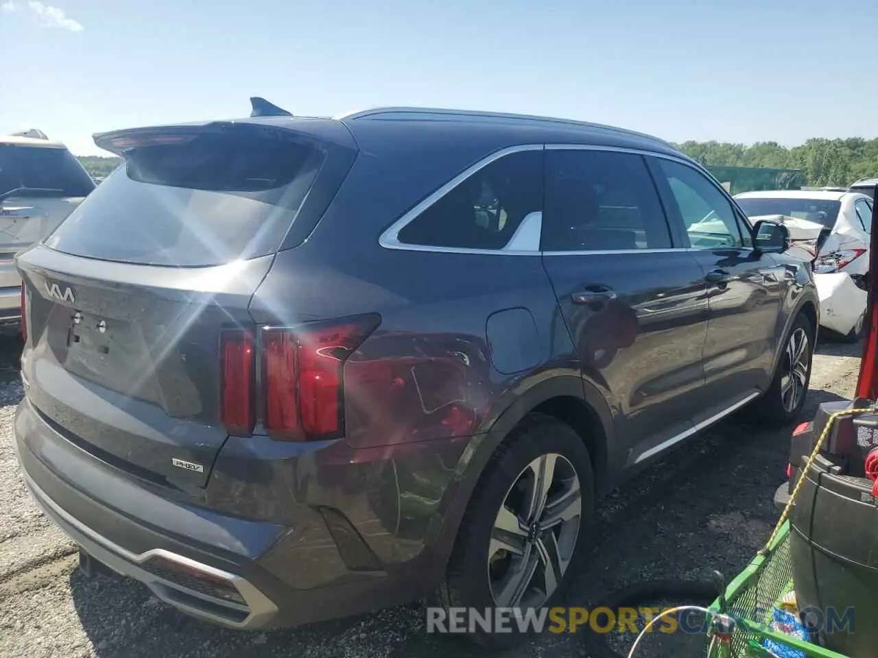 3 Photograph of a damaged car KNDRMDLH8P5210542 KIA SORENTO 2023