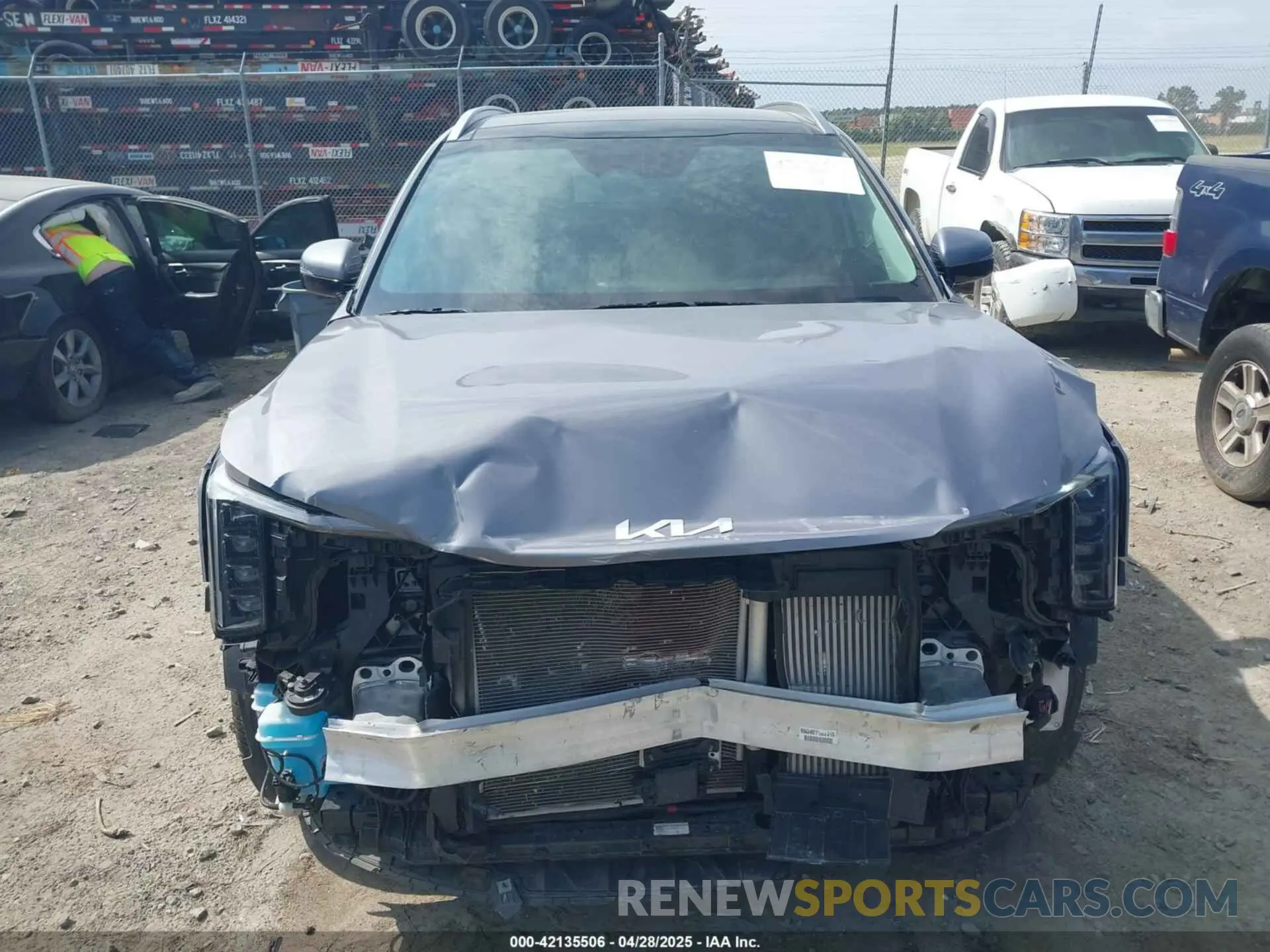 12 Фотография поврежденного автомобиля 5XYRH4JF3RG255324 KIA SORENTO 2024