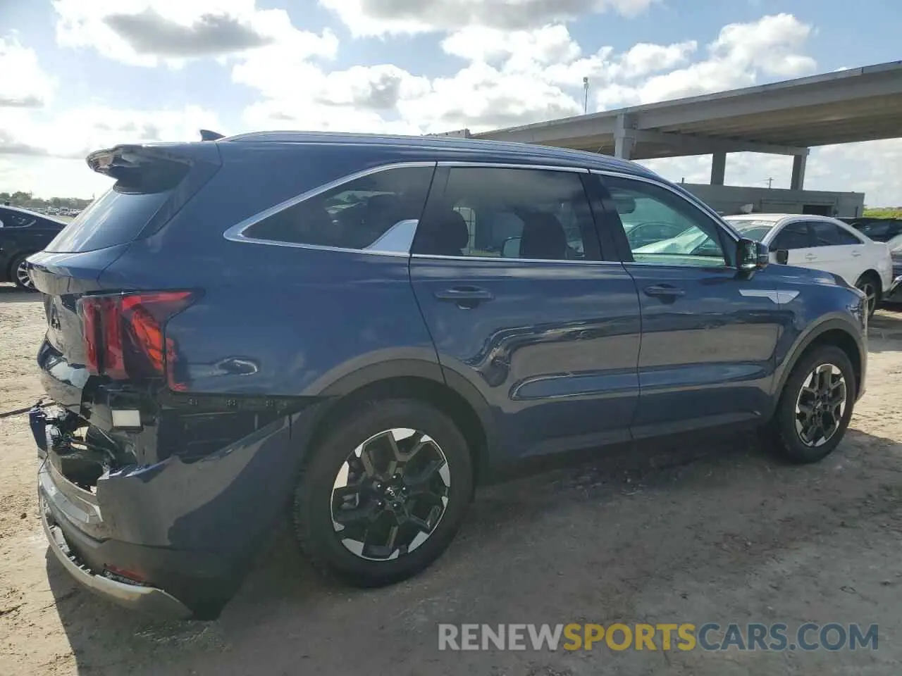 3 Photograph of a damaged car 5XYRL4JC1RG296698 KIA SORENTO 2024