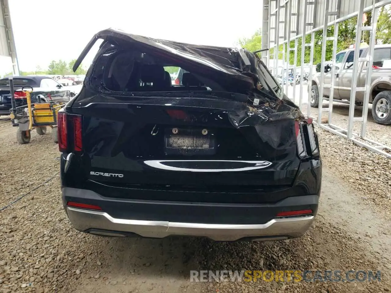6 Photograph of a damaged car 5XYRL4JC3RG279983 KIA SORENTO 2024