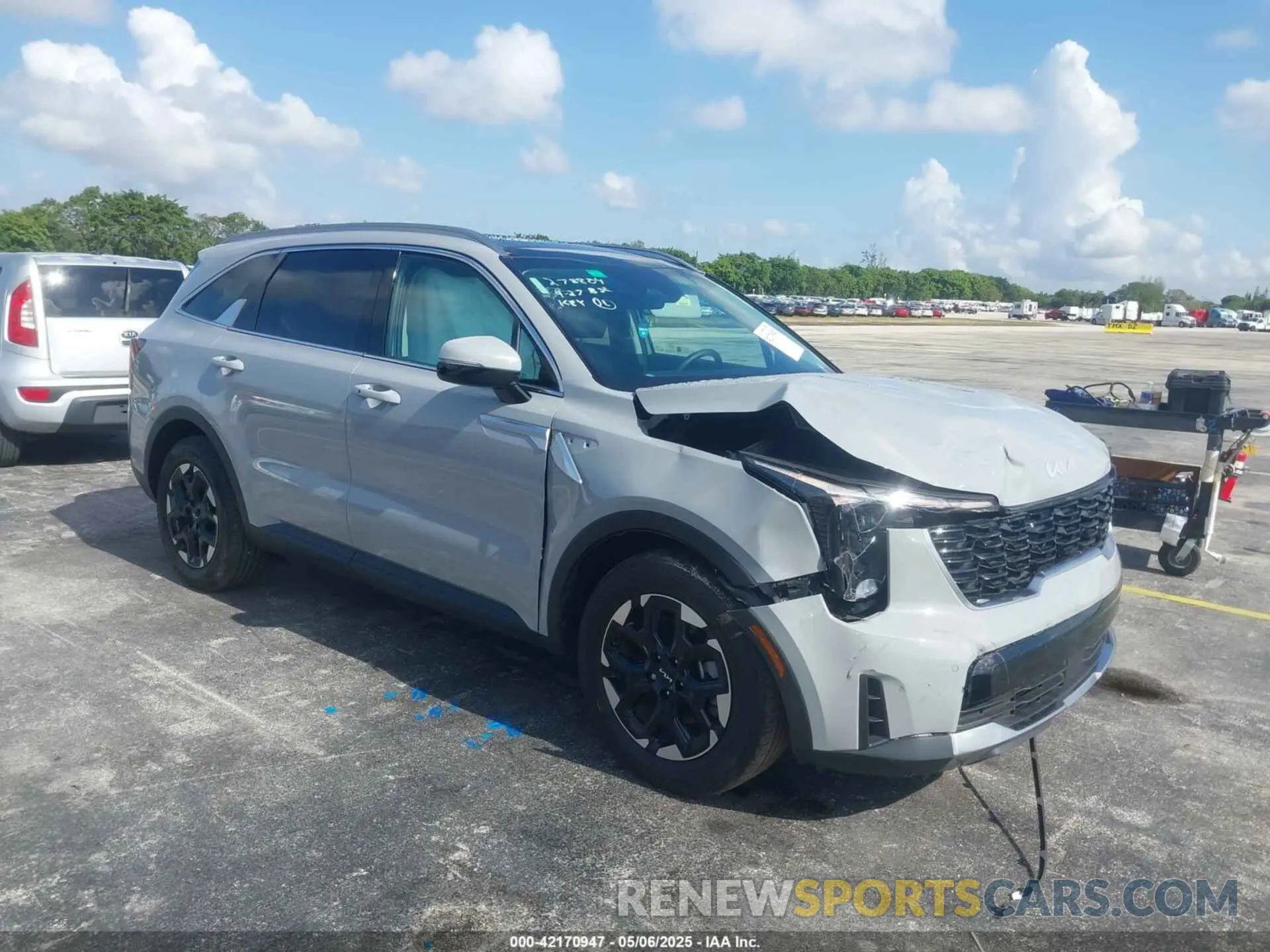 1 Photograph of a damaged car 5XYRL4JC5RG278804 KIA SORENTO 2024